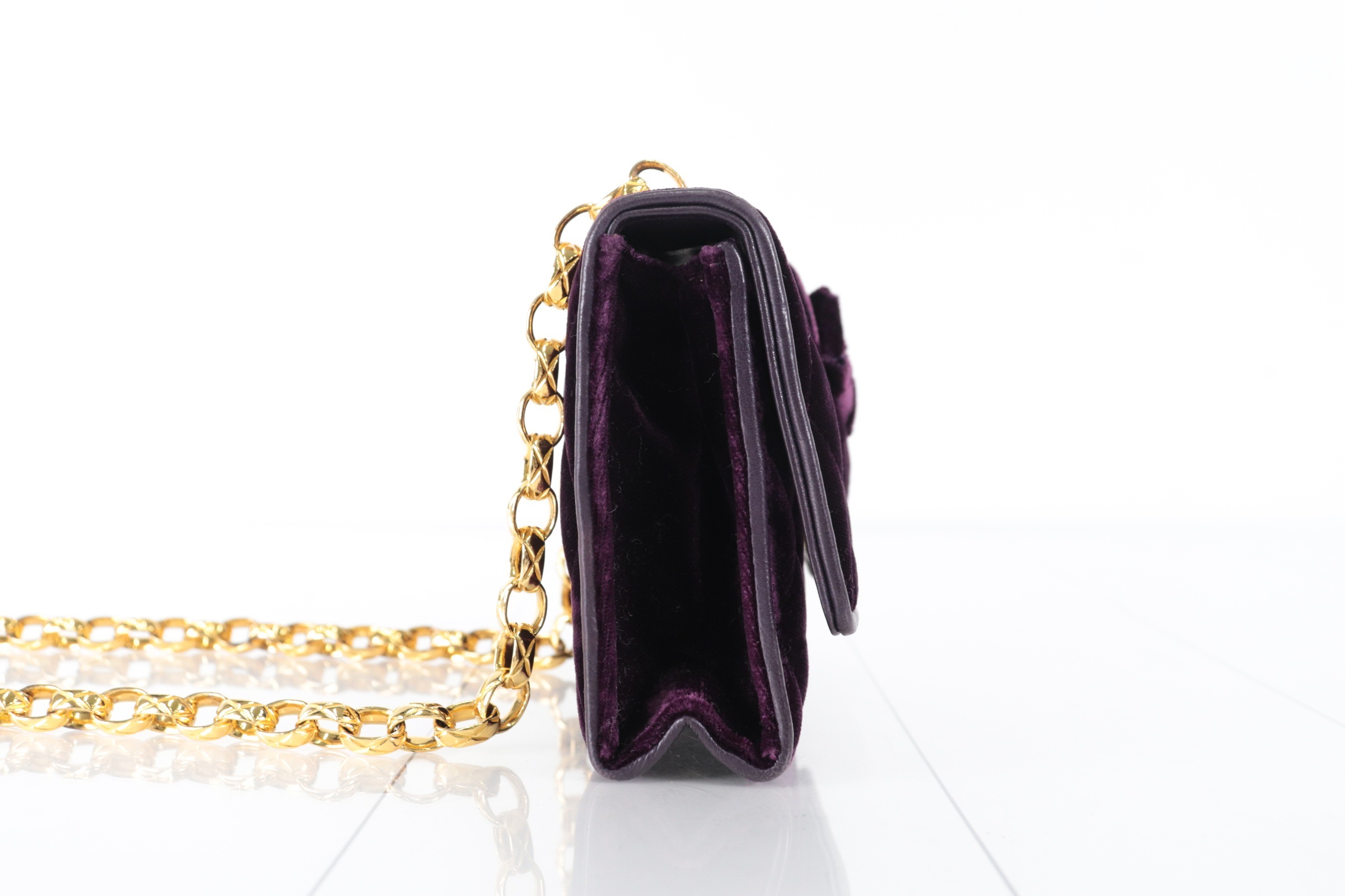 Velour bejeweled chain shoulder bag, purple, size 3. — view 4