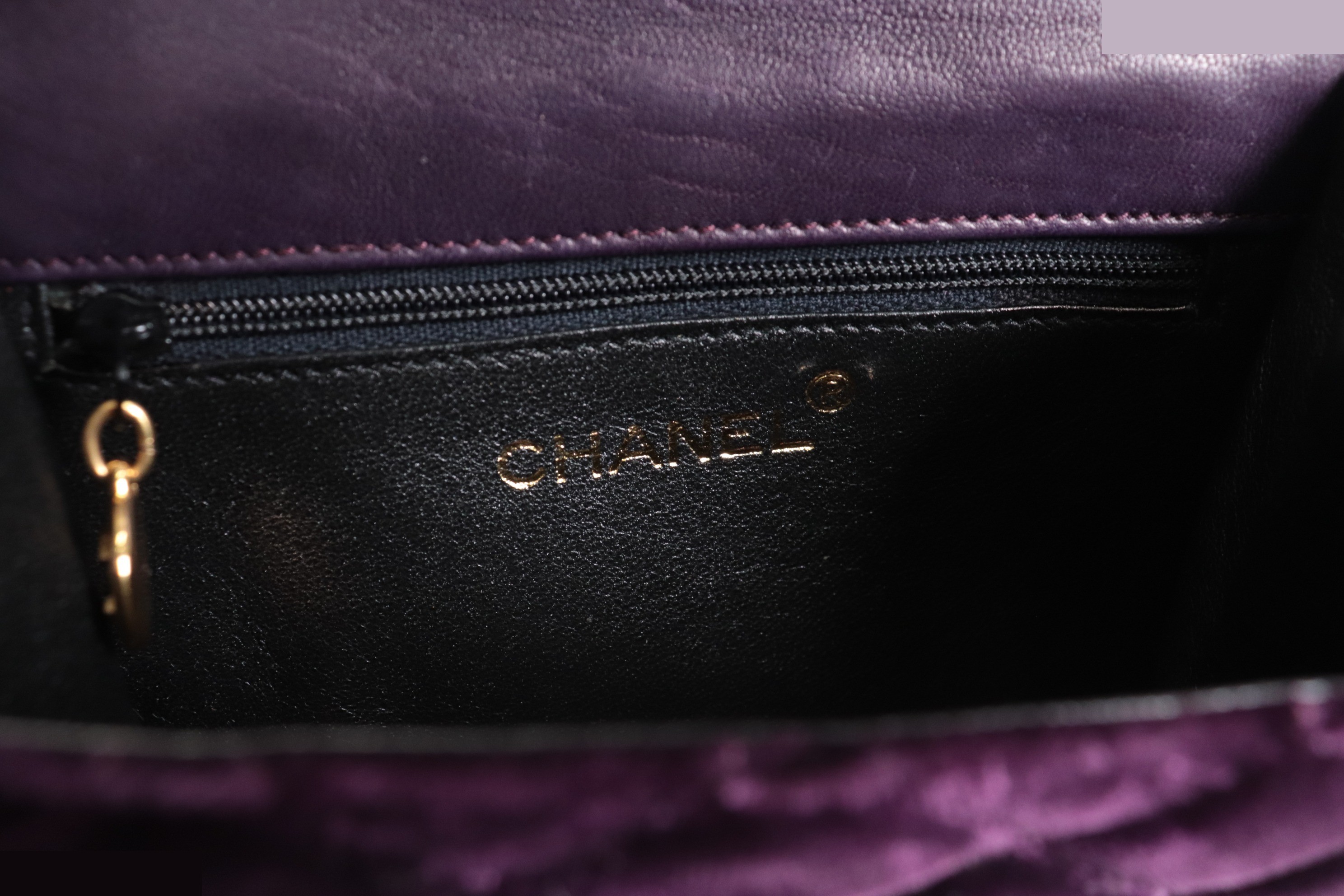 Velour bejeweled chain shoulder bag, purple, size 3. — view 8