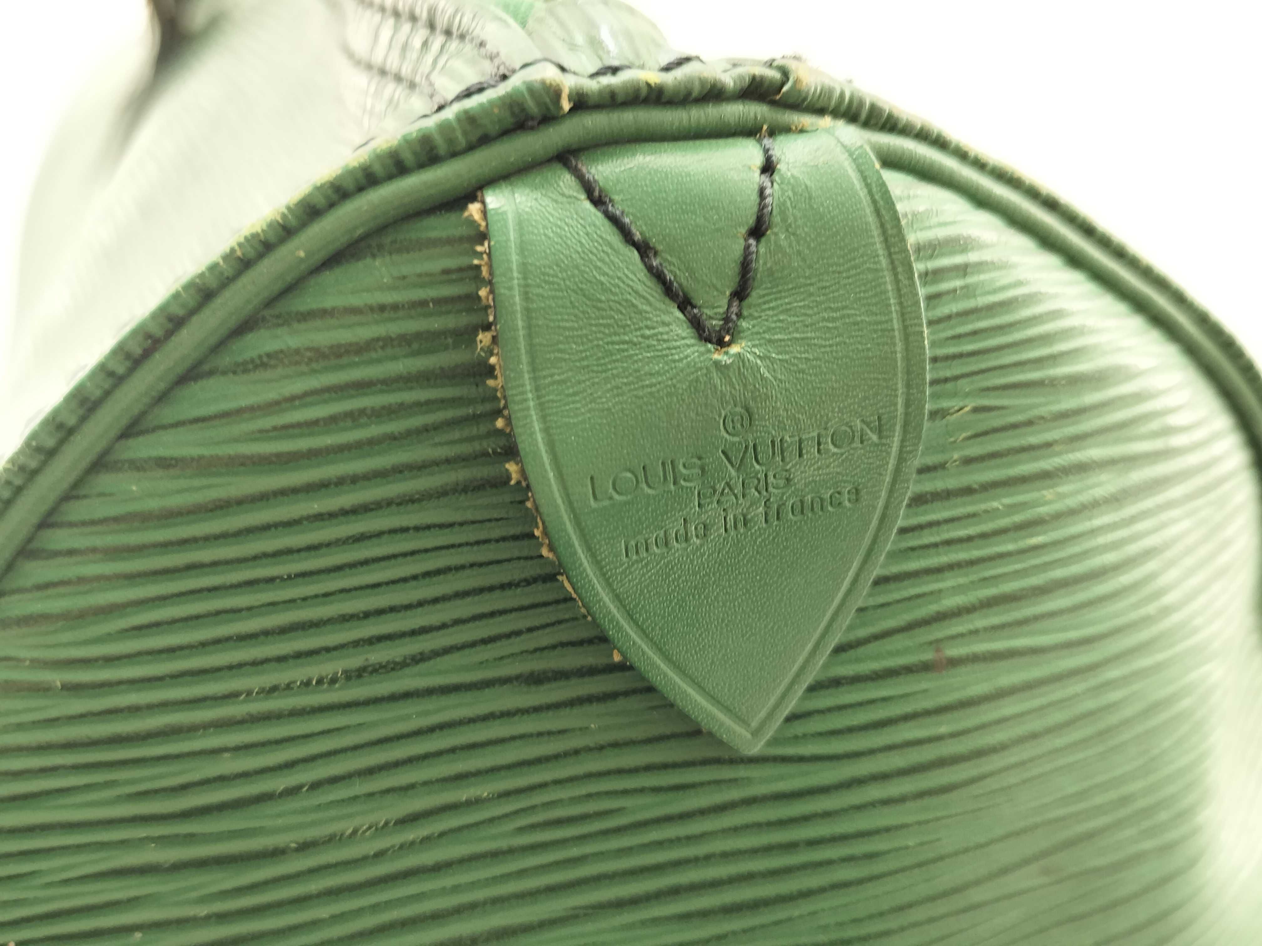 Epi LV Keepall Epi Boston Bag — view 4