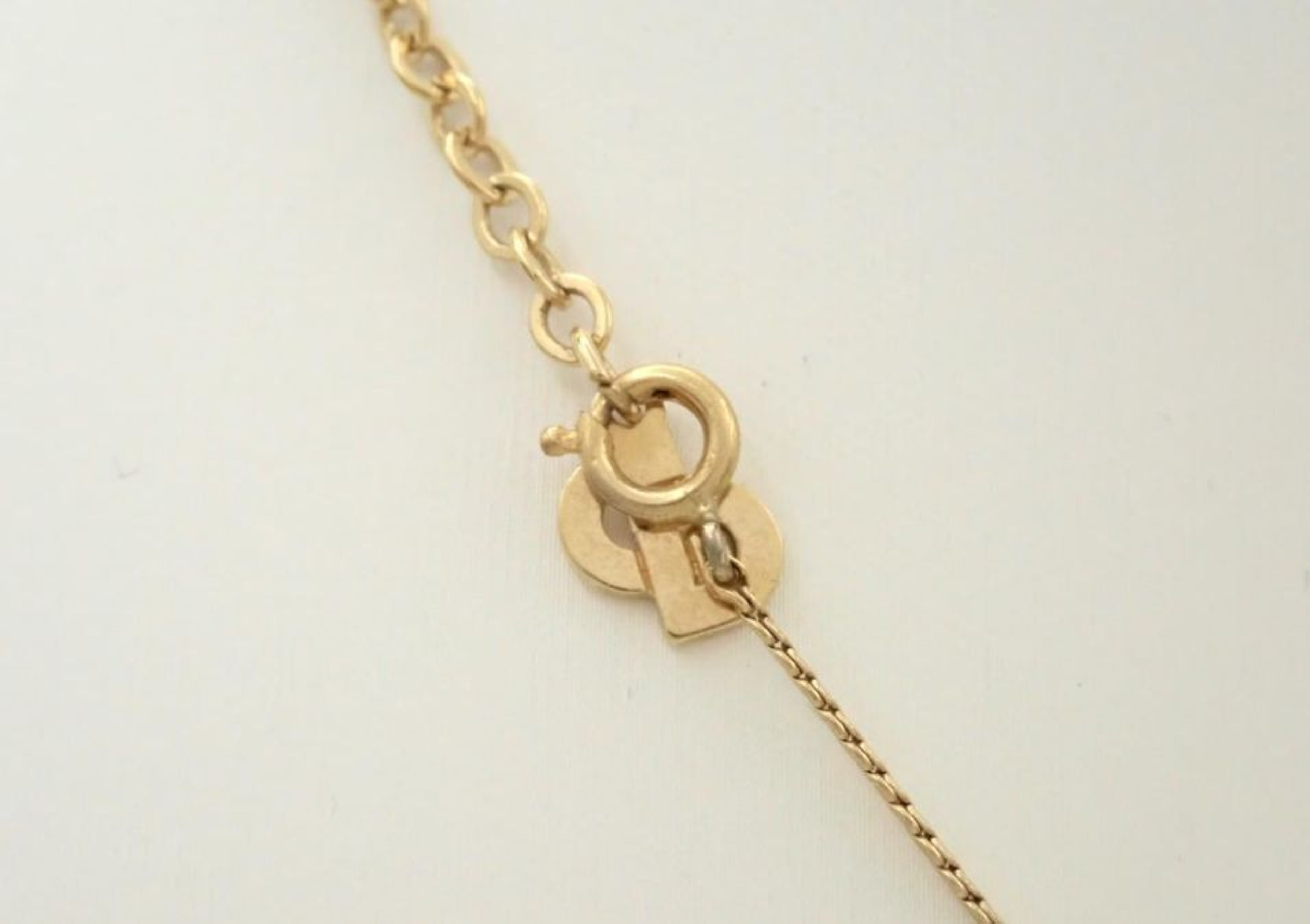 rhinestone gold necklace, approximately 42cm chain. — view 3