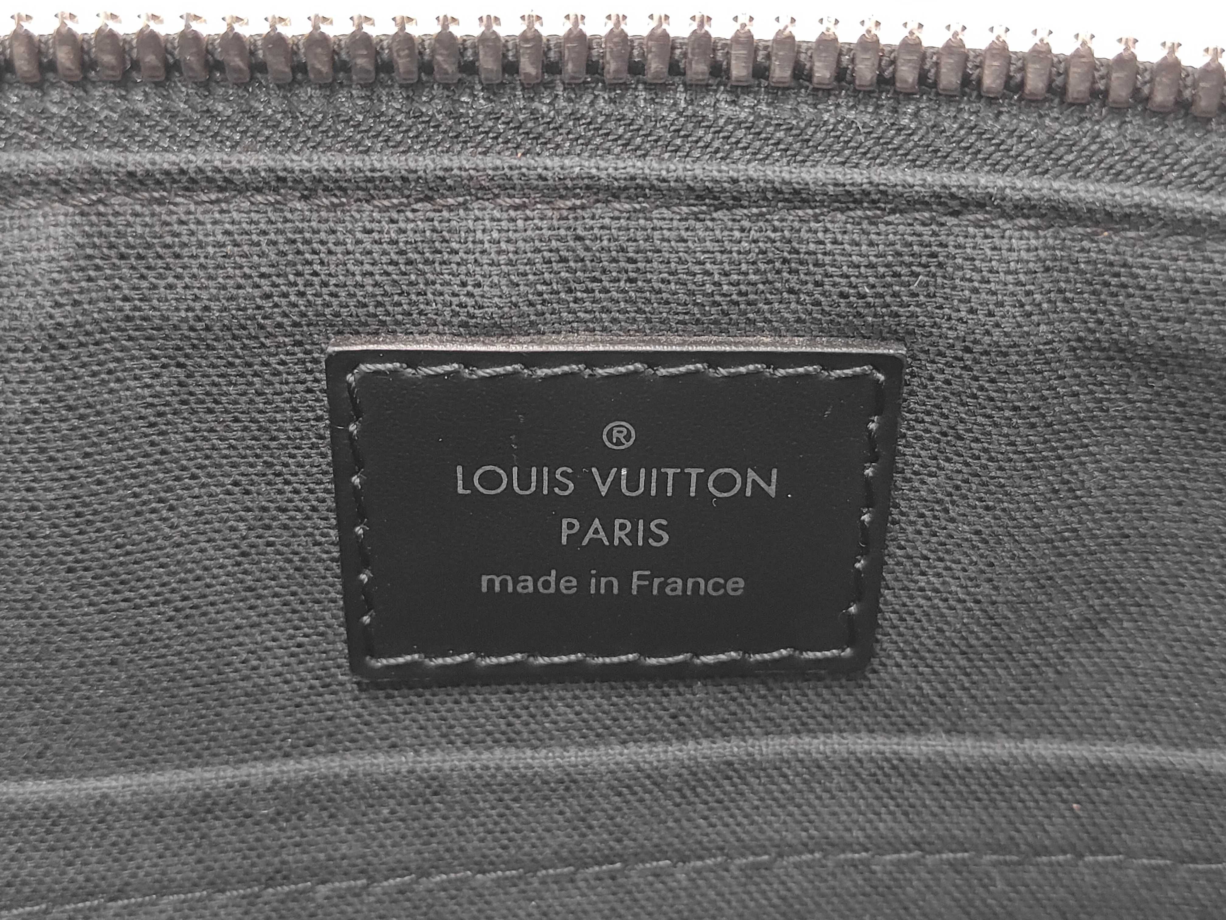Damier Graphite Mick PM N41211 Shoulder Bag — view 11