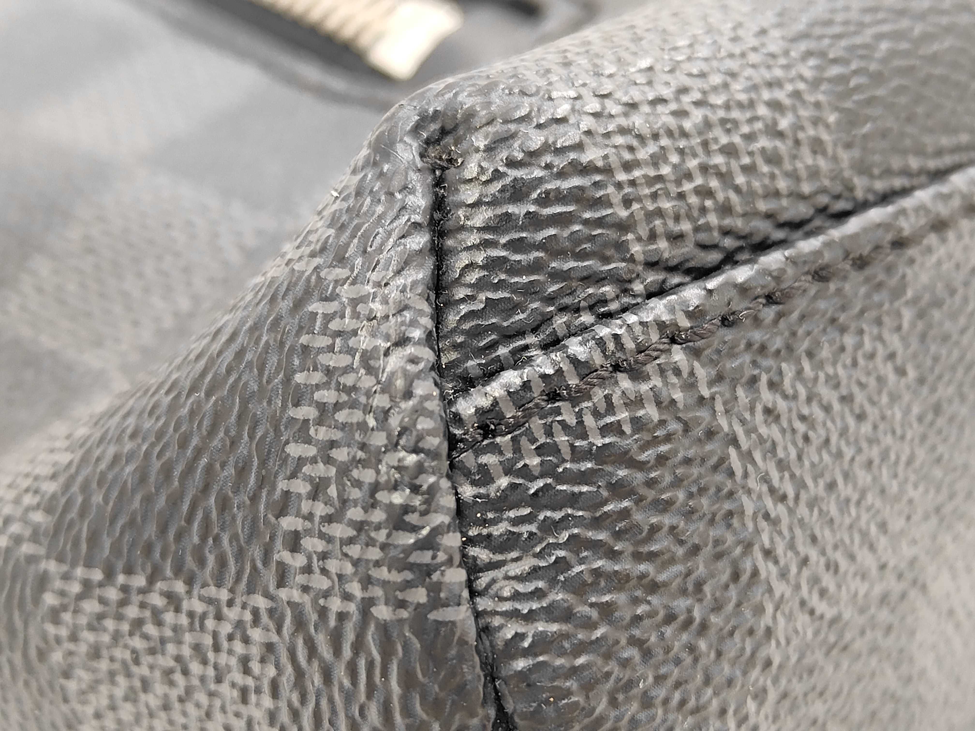 Damier Graphite Mick PM N41211 Shoulder Bag — view 4