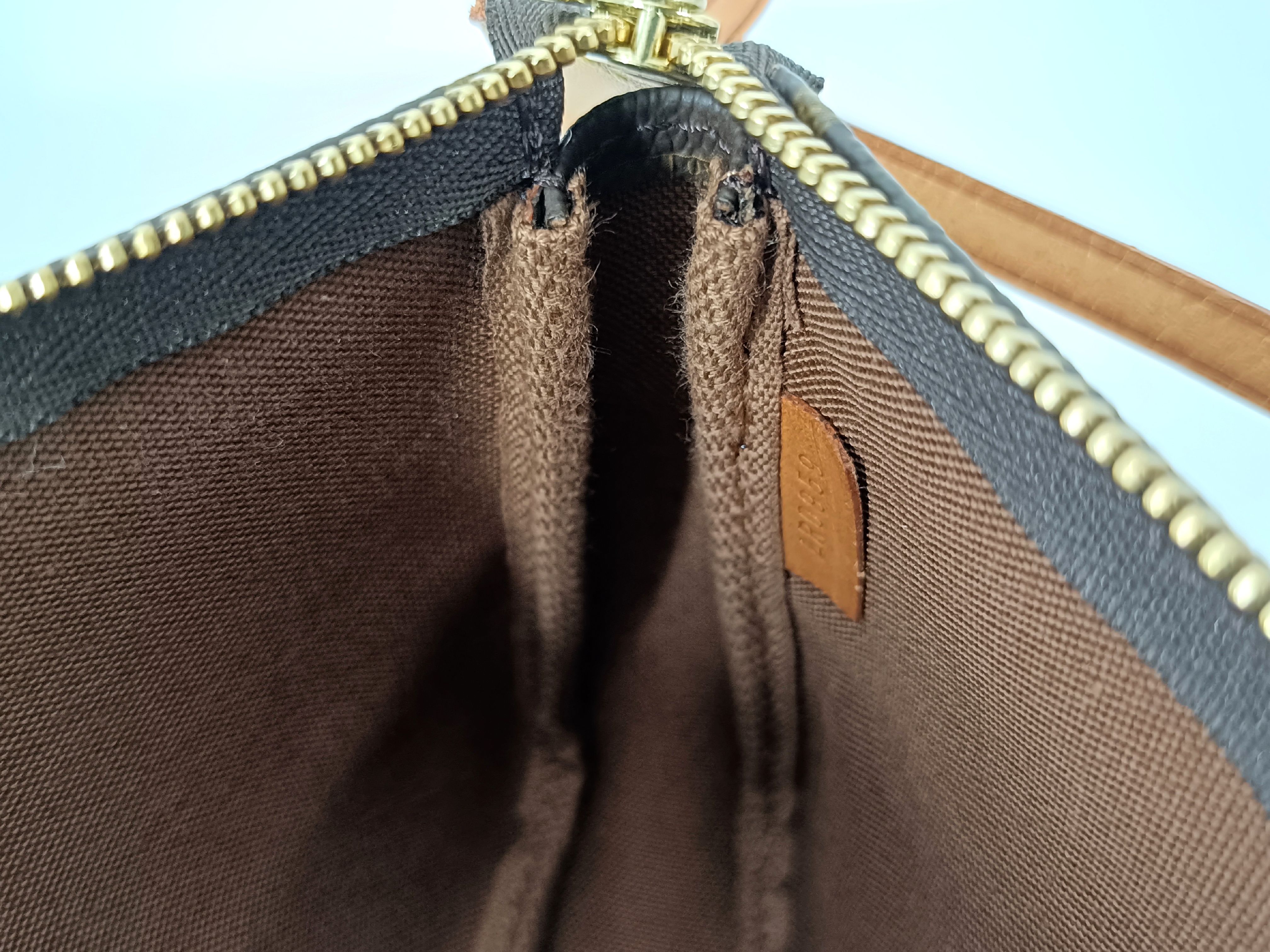 Monogram Pochette Accessoires M51980 AR0959 Pouch — view 9