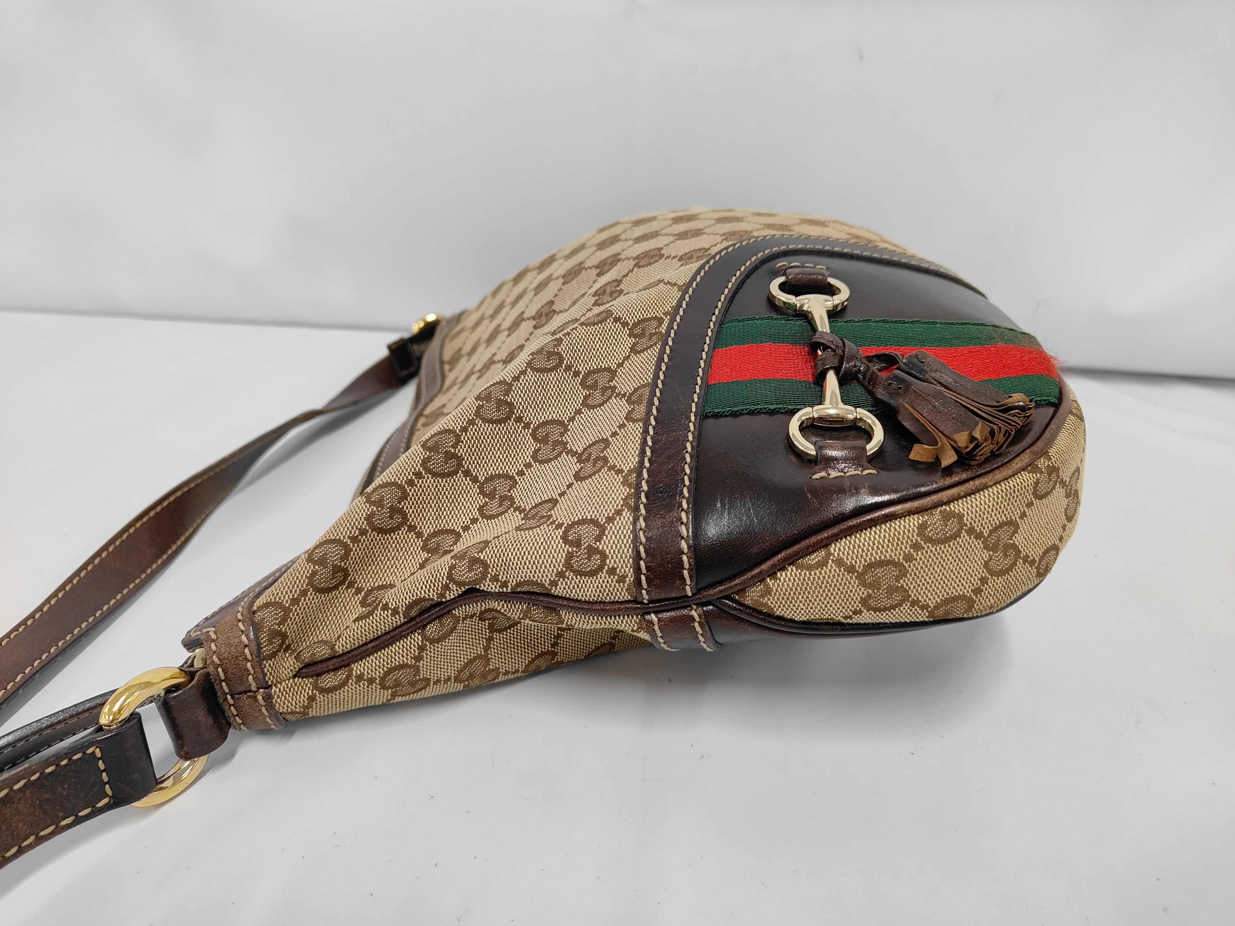 GG Canvas Shoulder Bag Horsebit Shoulder Bag — view 9