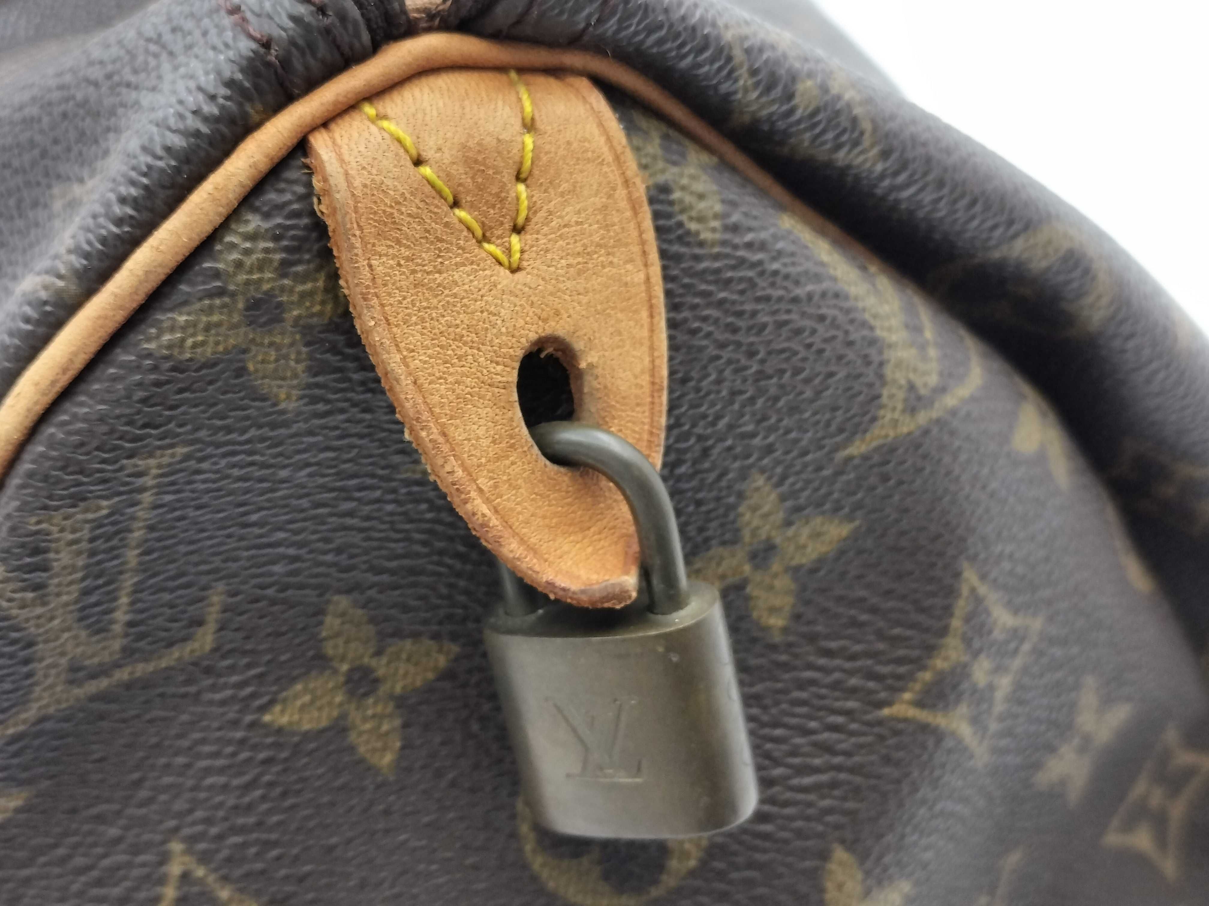 Monogram Louis Vuitton Speedy Monogram 40 Boston Bag — view 9