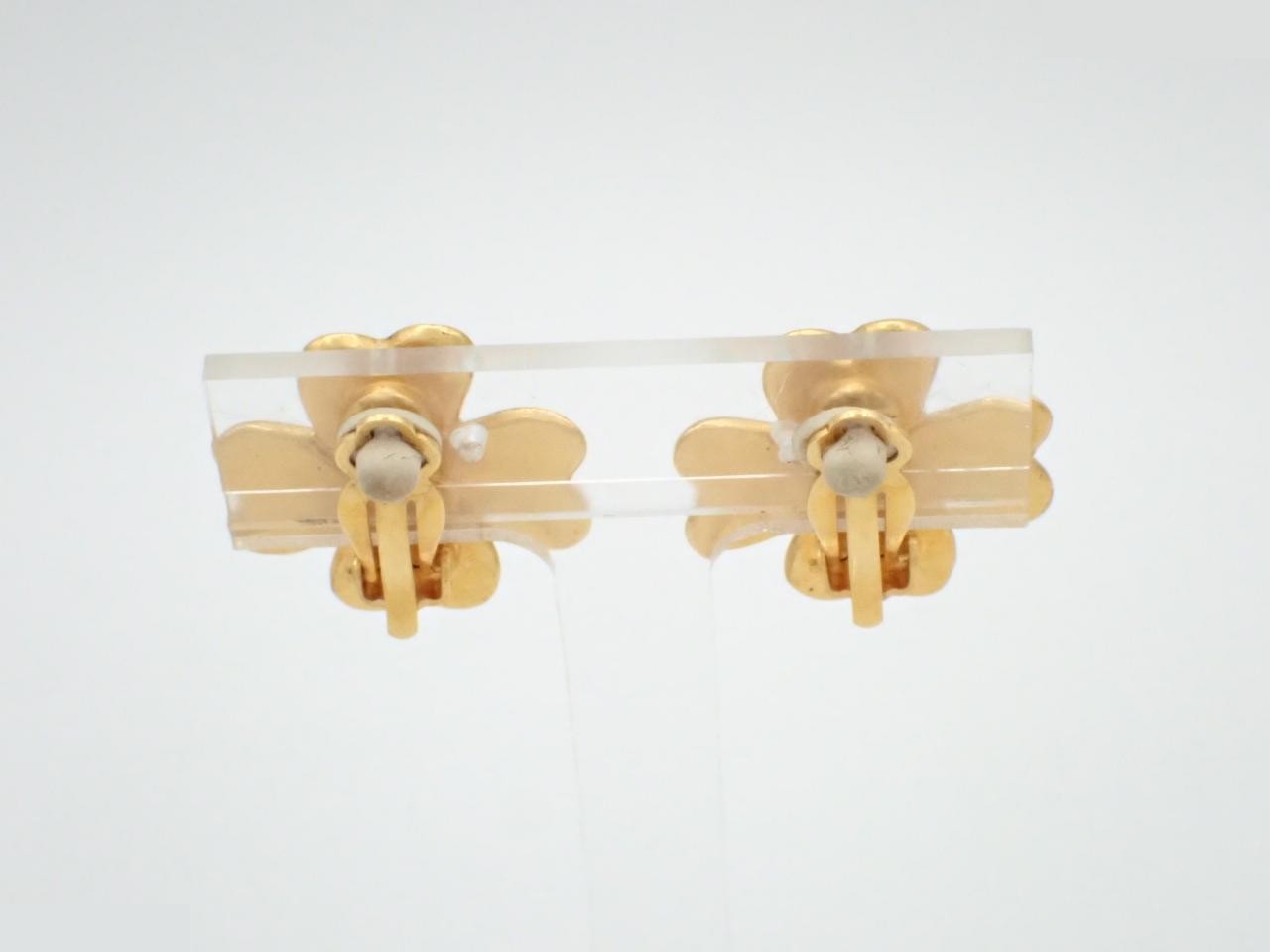 Clover Earrings, Vintage Classic (Precious Metal) — view 2