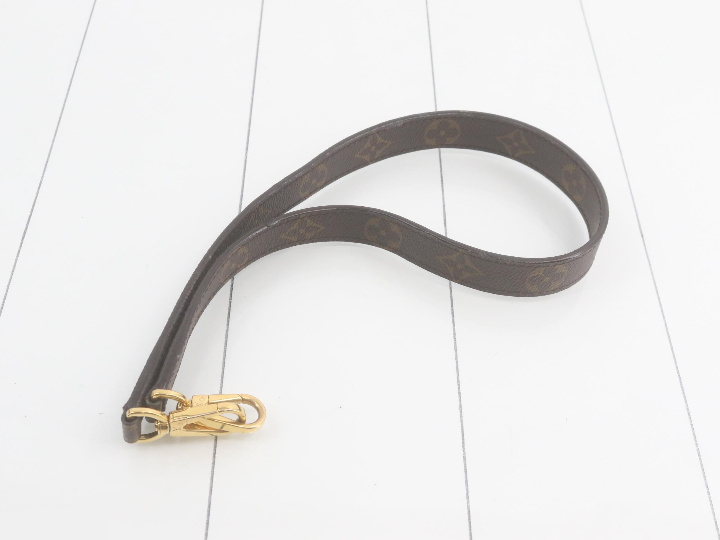 Montaigne MM 2-Way Handbag — view 7