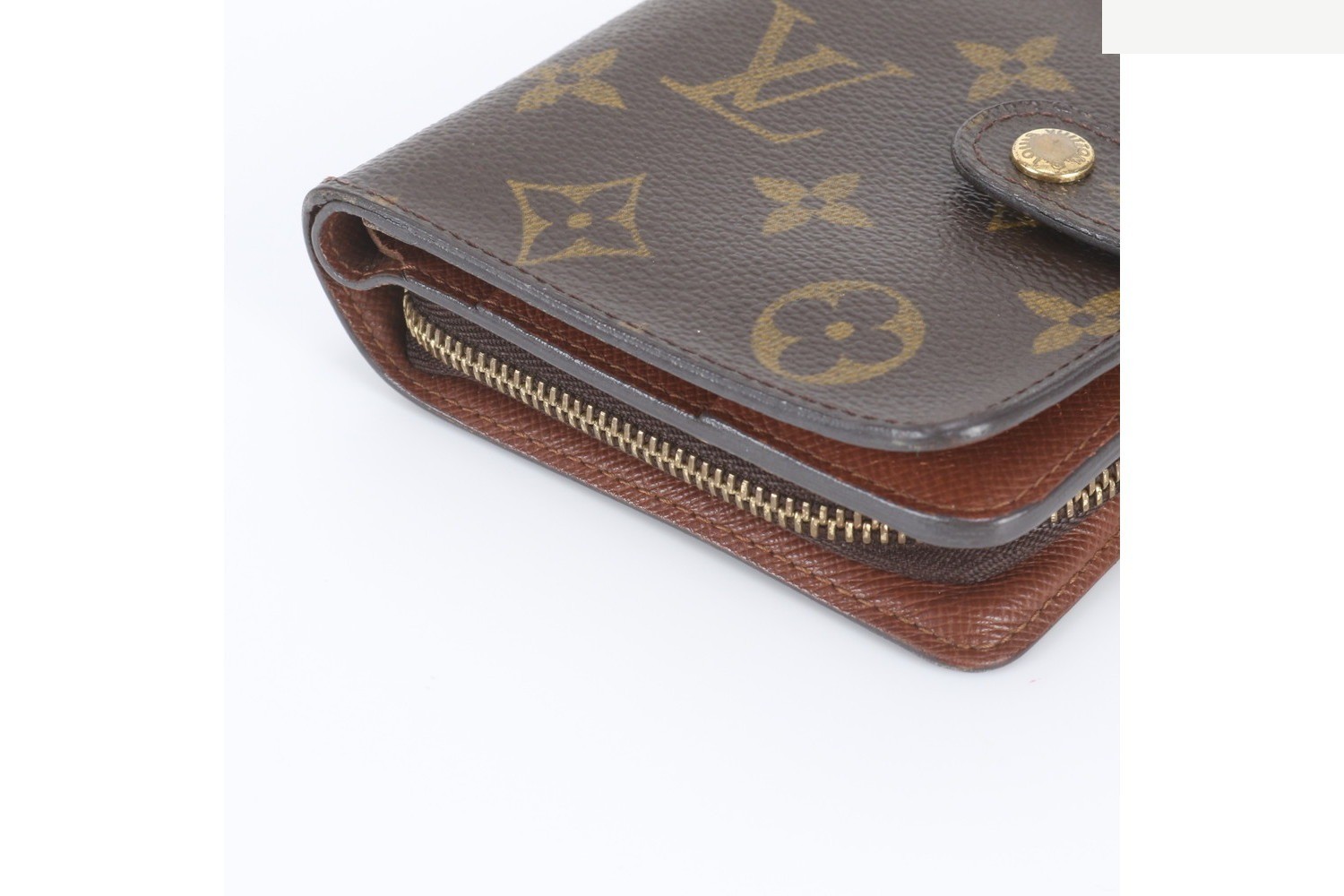 Monogram Compact Zip M61667 Leather Bi-fold Wallet — view 4