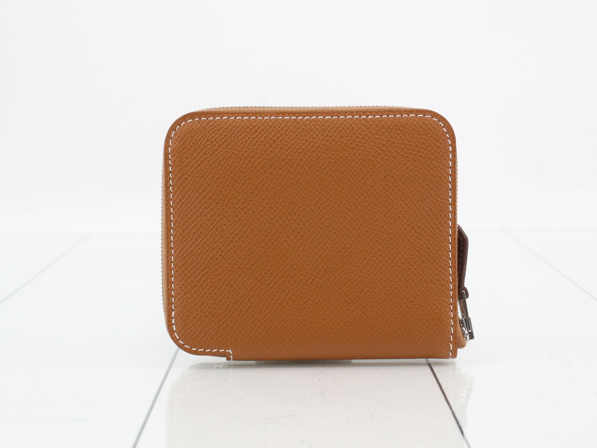 Silk In Wallet — view 2