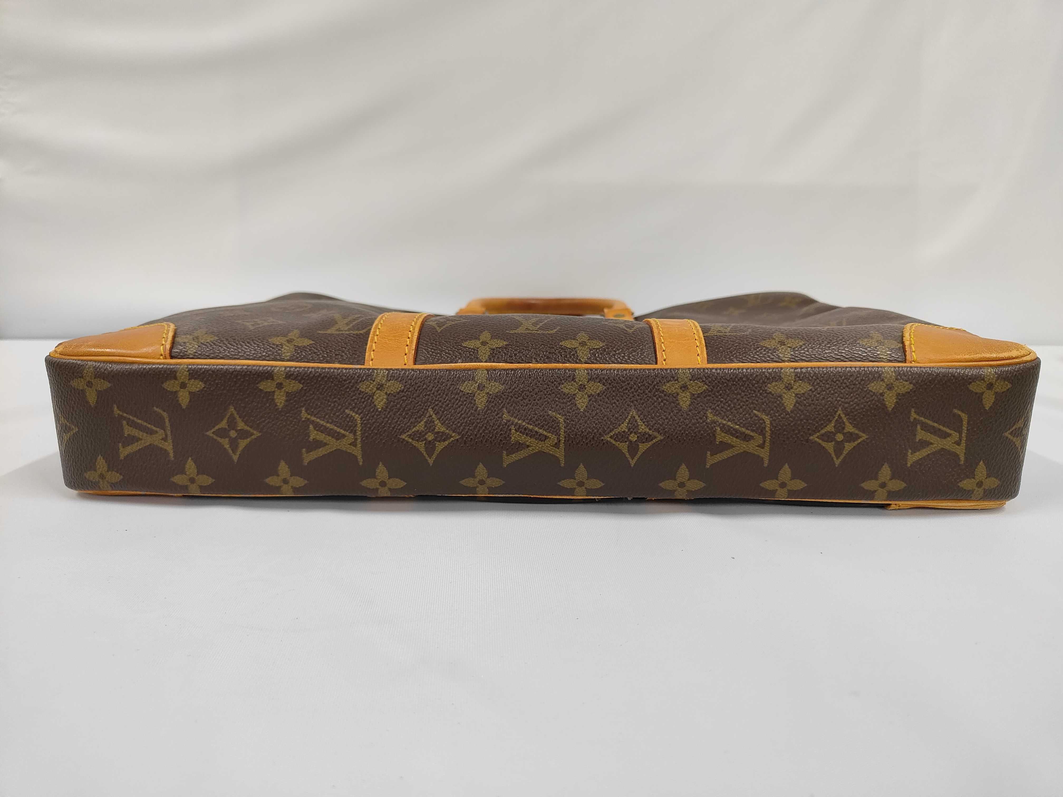 LV Port Document Voyage Handbag — view 3