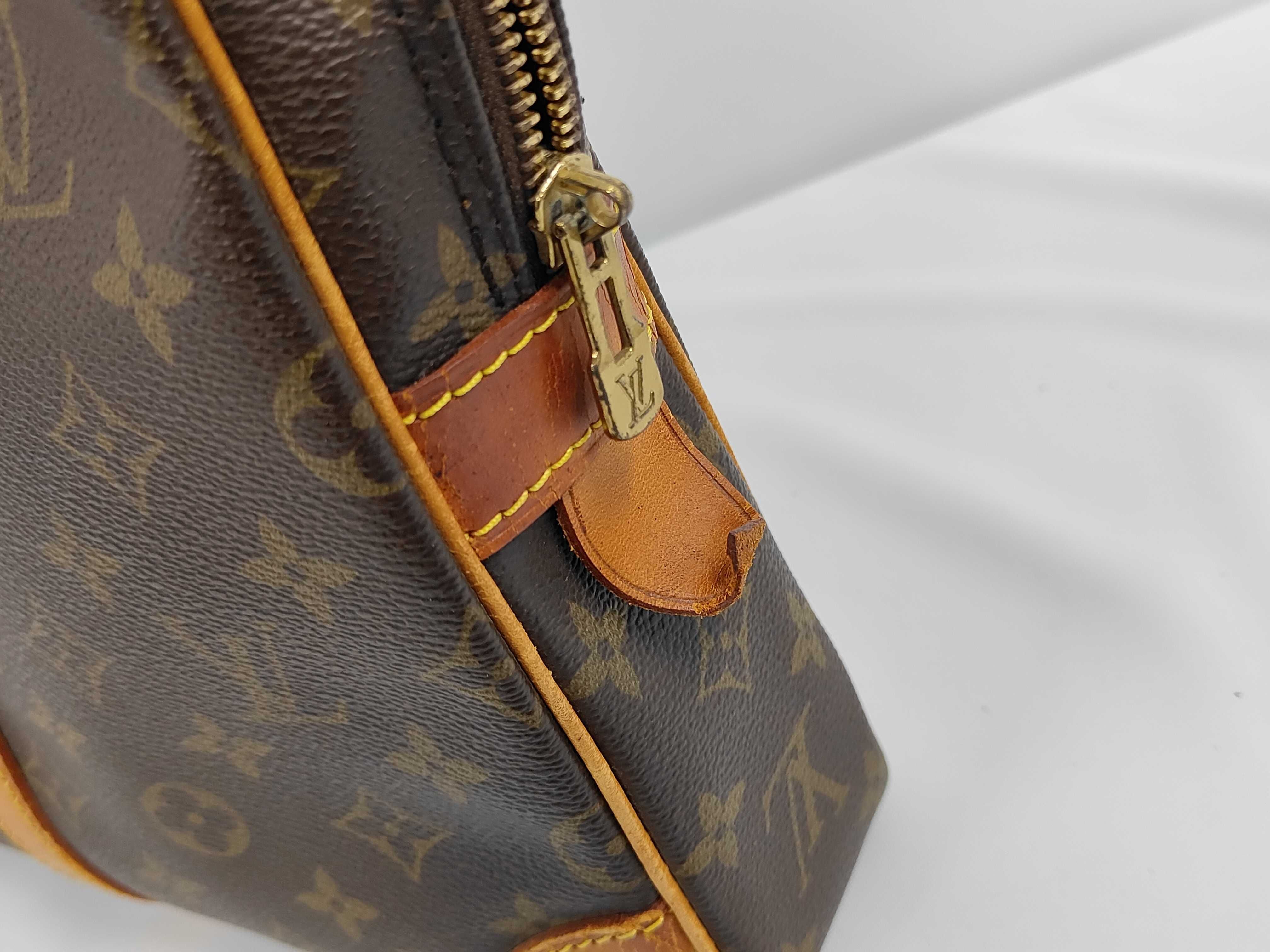 LV Port Document Voyage Handbag — view 8