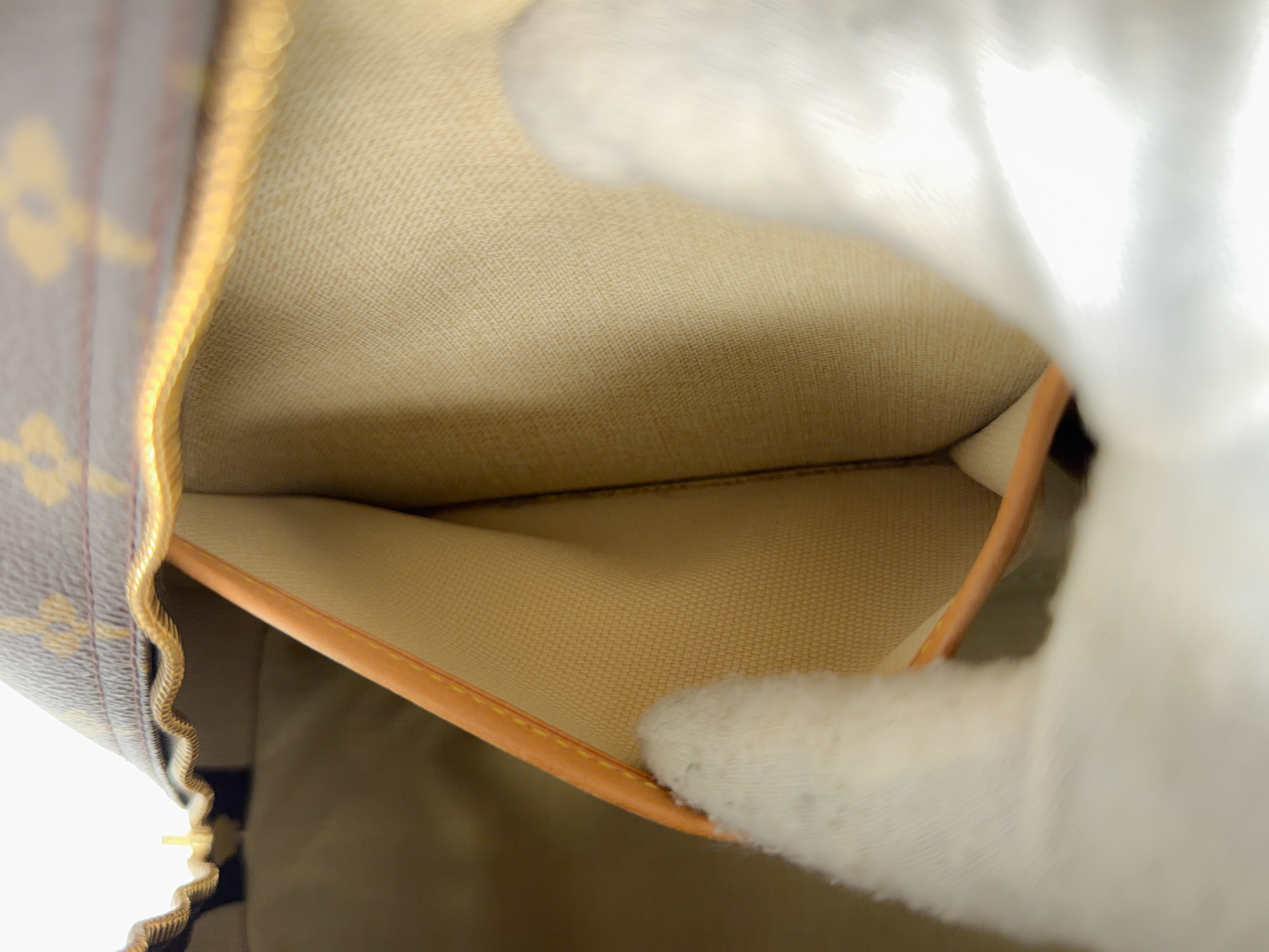 Monogram M47270 Deauville VI1918 Handbag — view 13