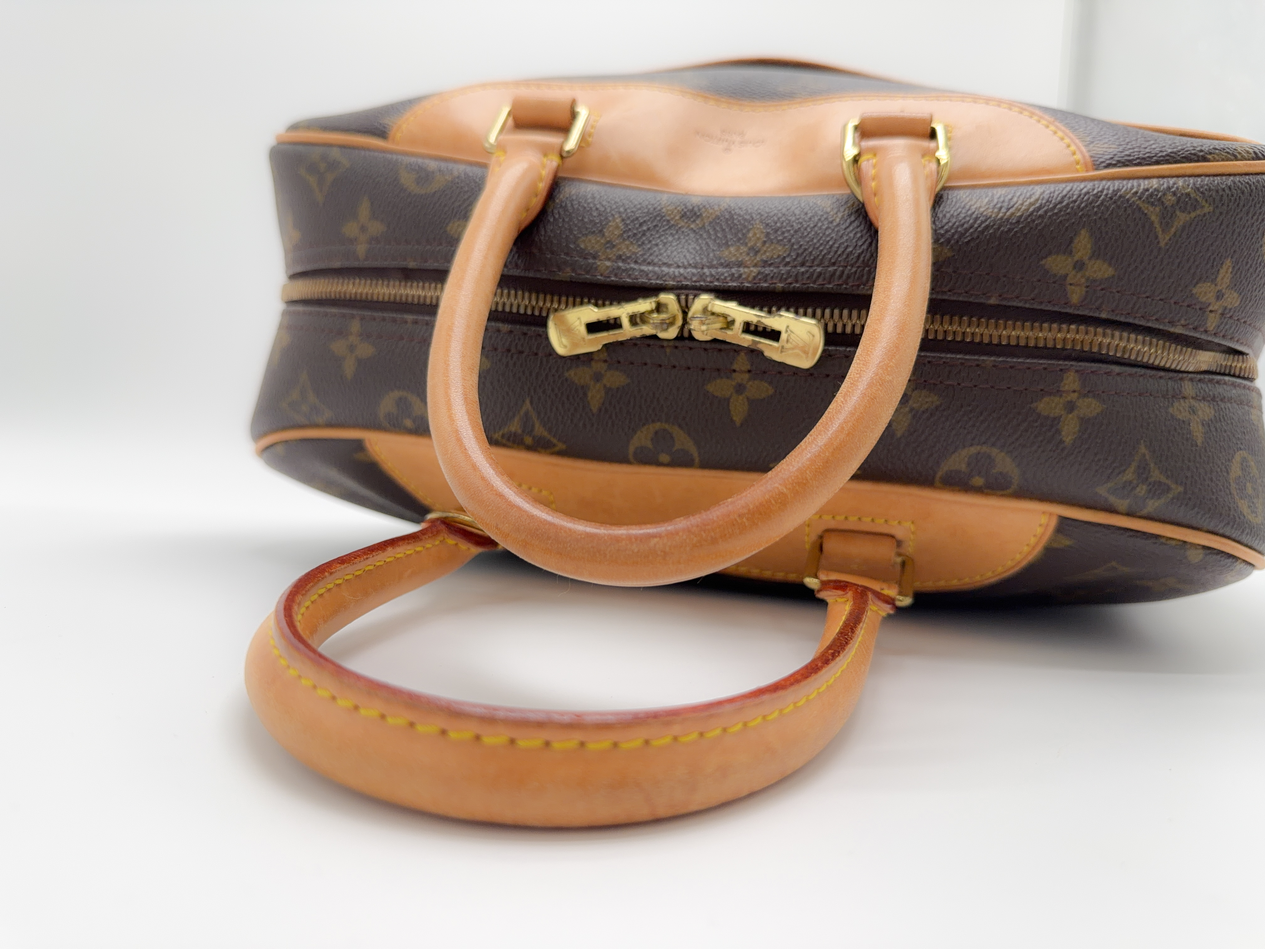 Monogram M47270 Deauville VI1918 Handbag — view 5