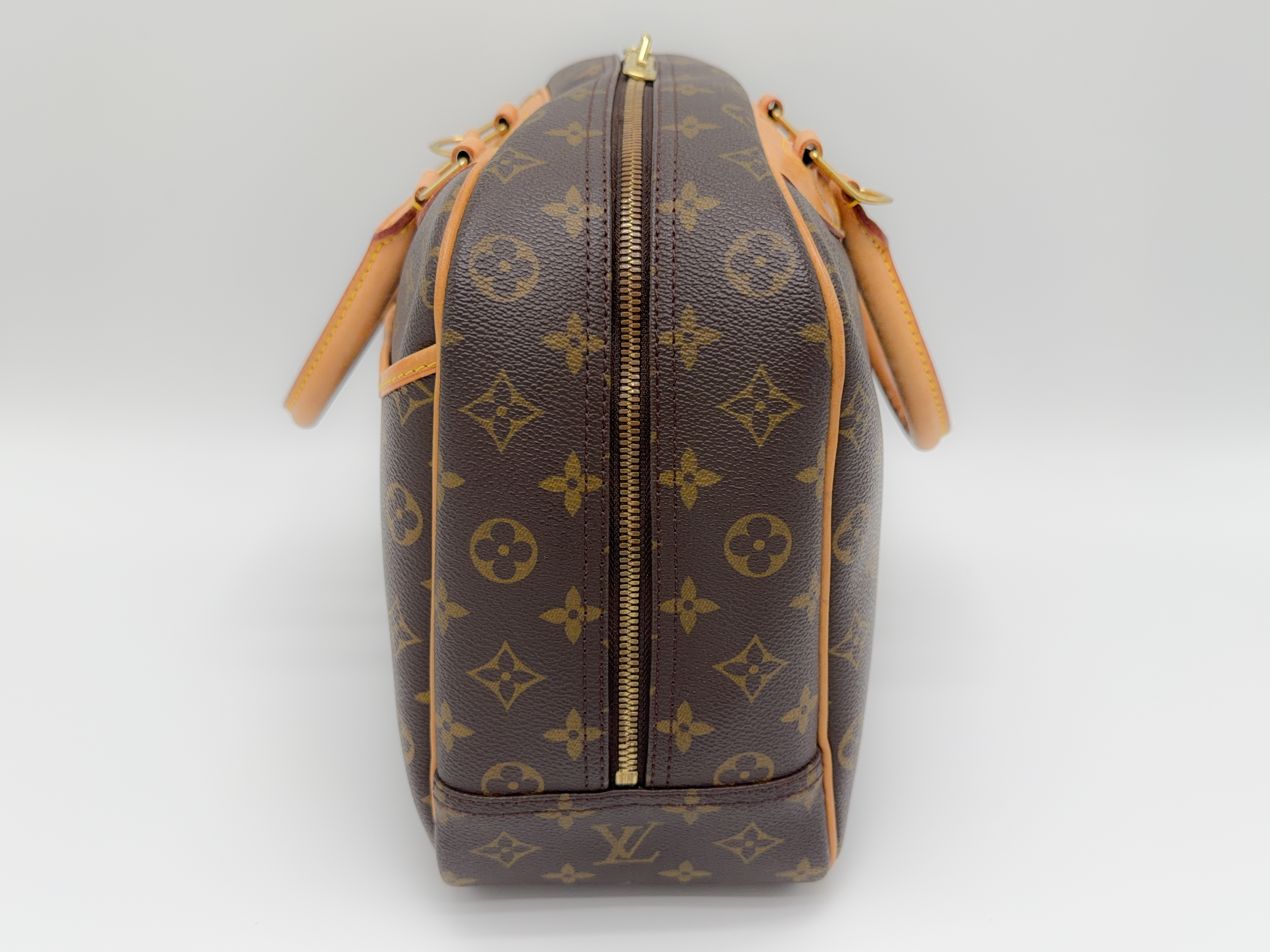 Monogram M47270 Deauville VI1918 Handbag — view 7