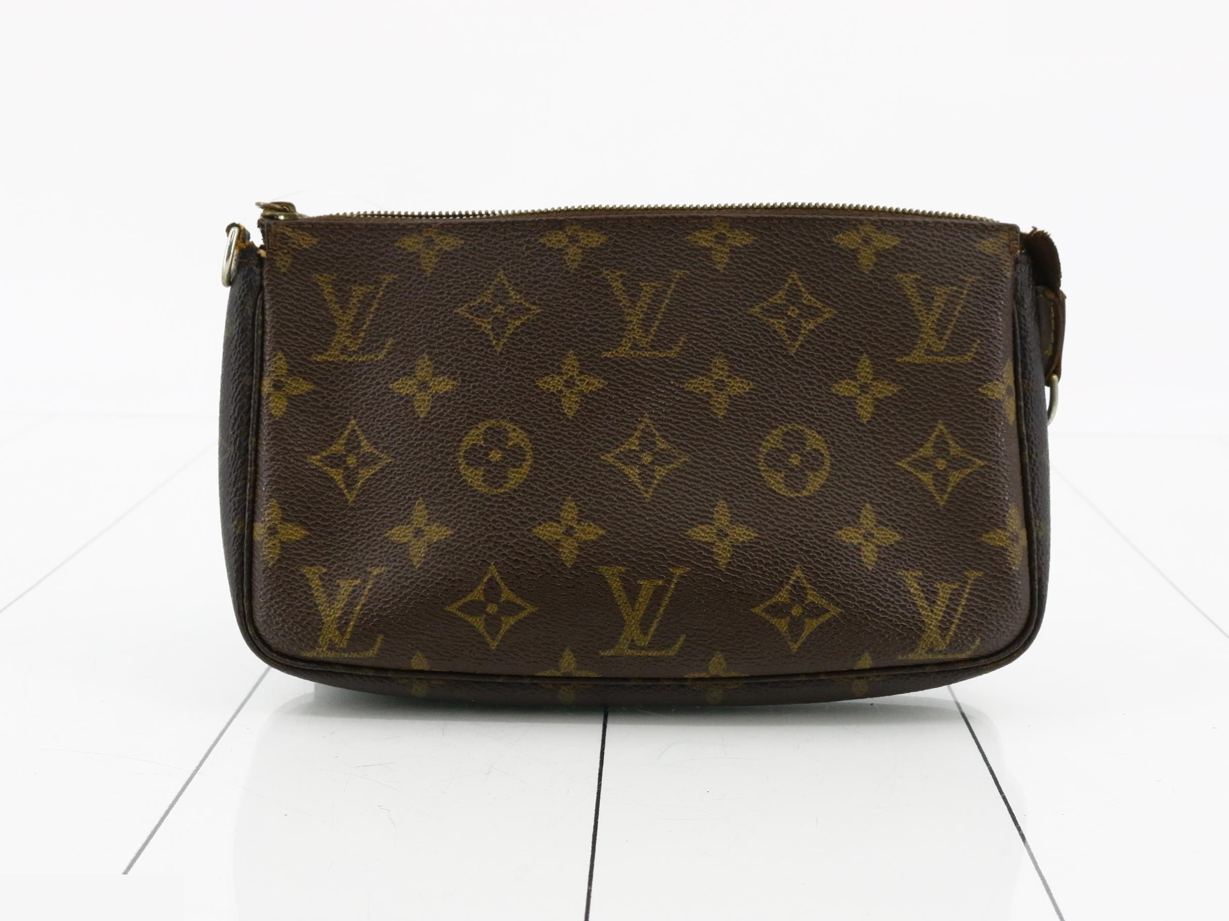Pochette Accessoires (old model)