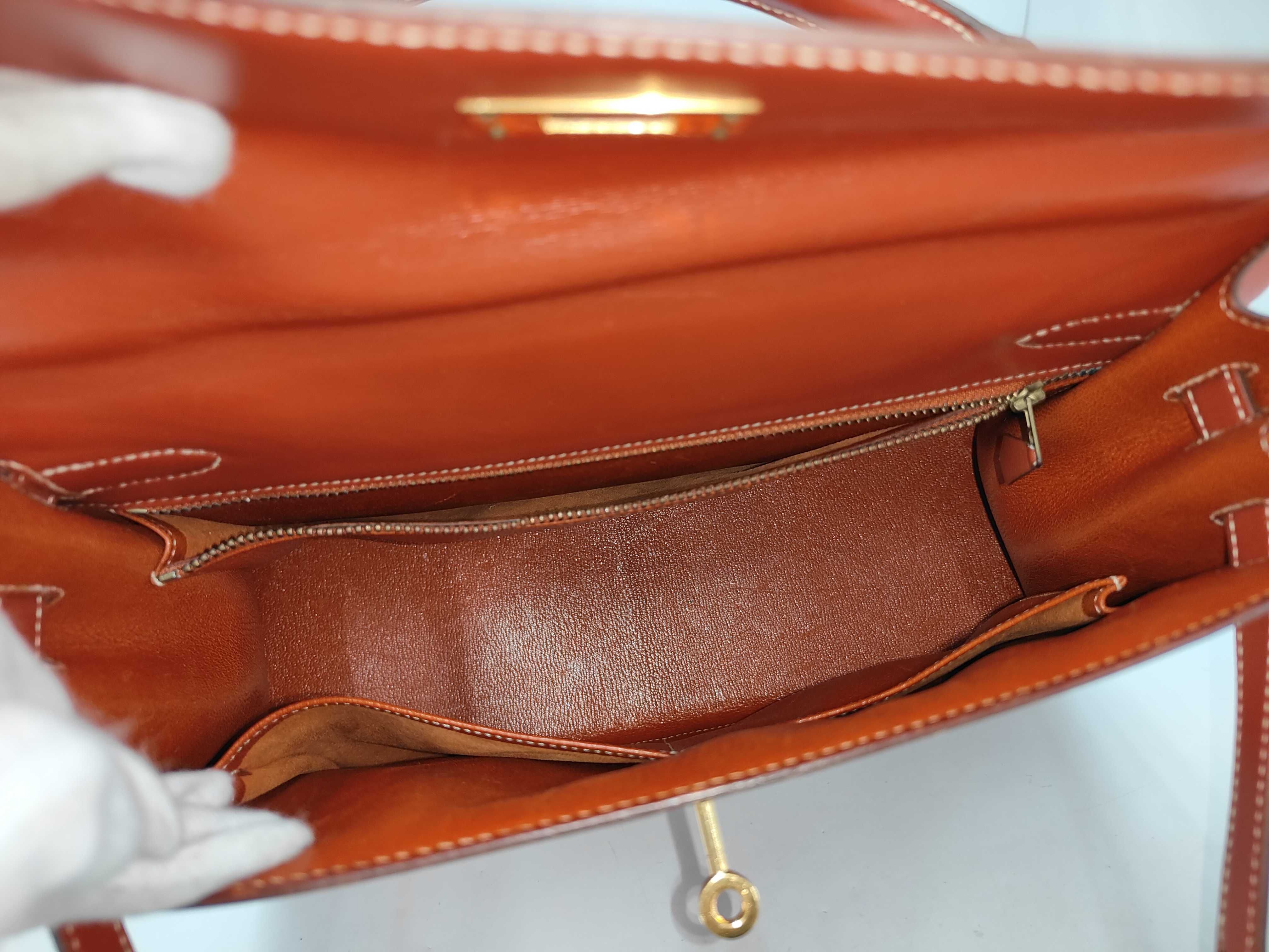 Kelly 32 Sellier Box Calf Noisette Gold Hardware Handbag — view 9