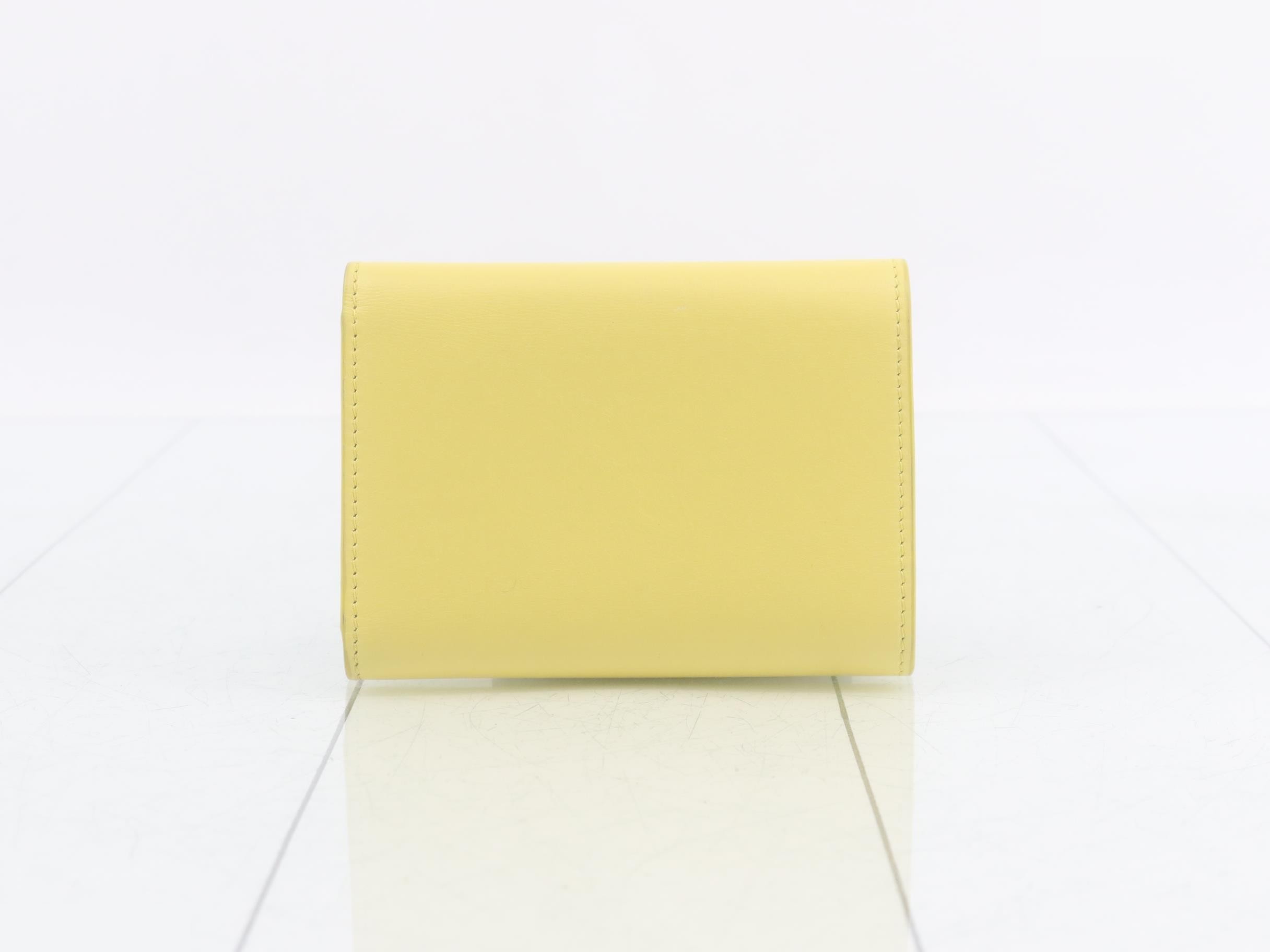 Pebble Tri-fold Wallet — view 2