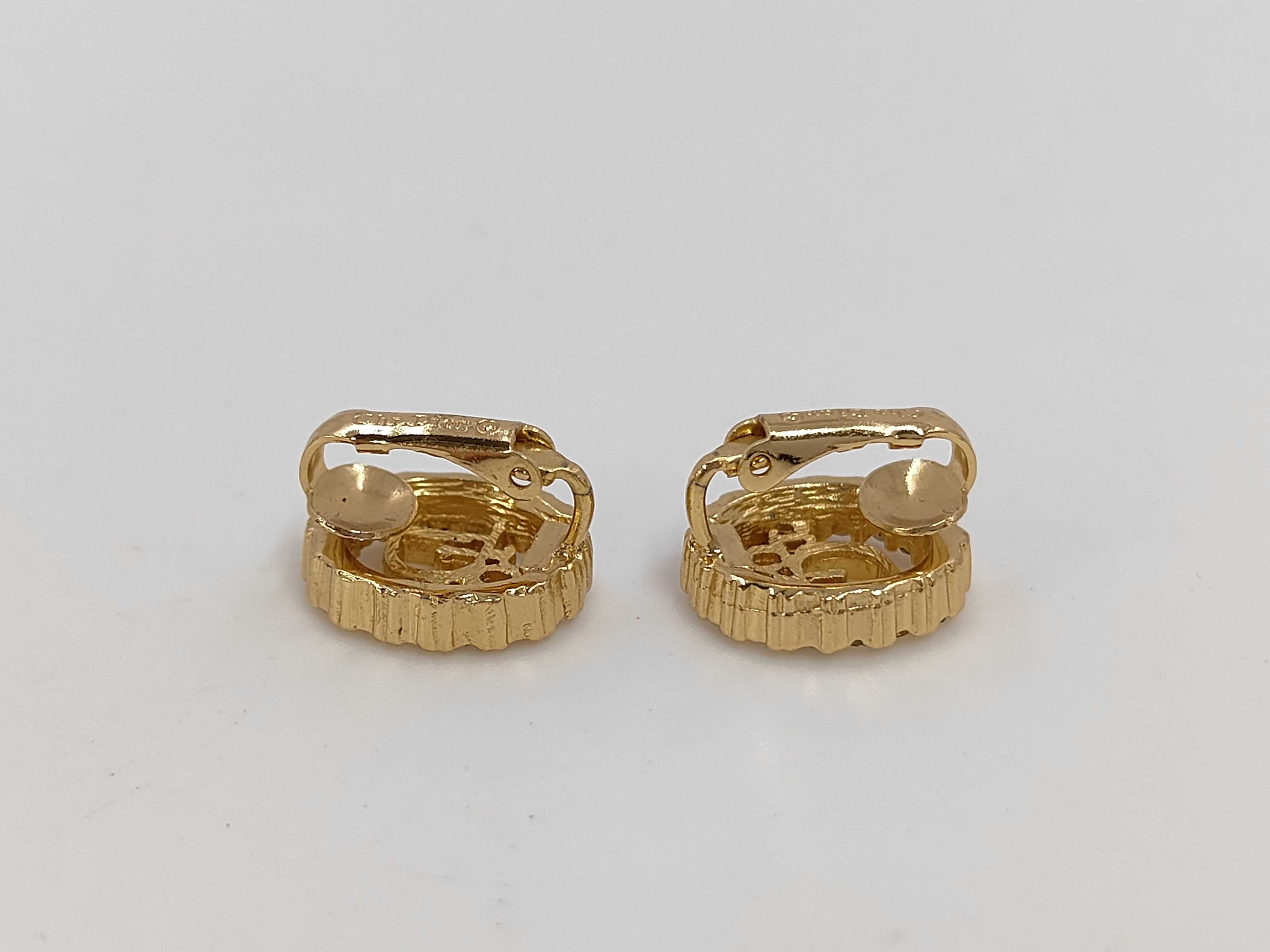earrings — view 3