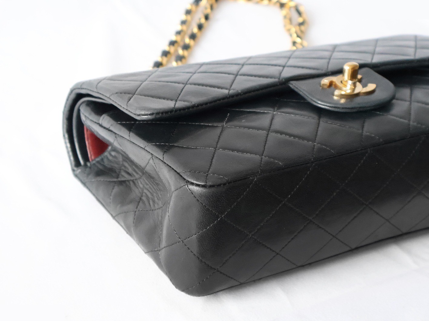 Matelassé 25 Lambskin Double Flap Double Chain Shoulder Bag, Black — view 3