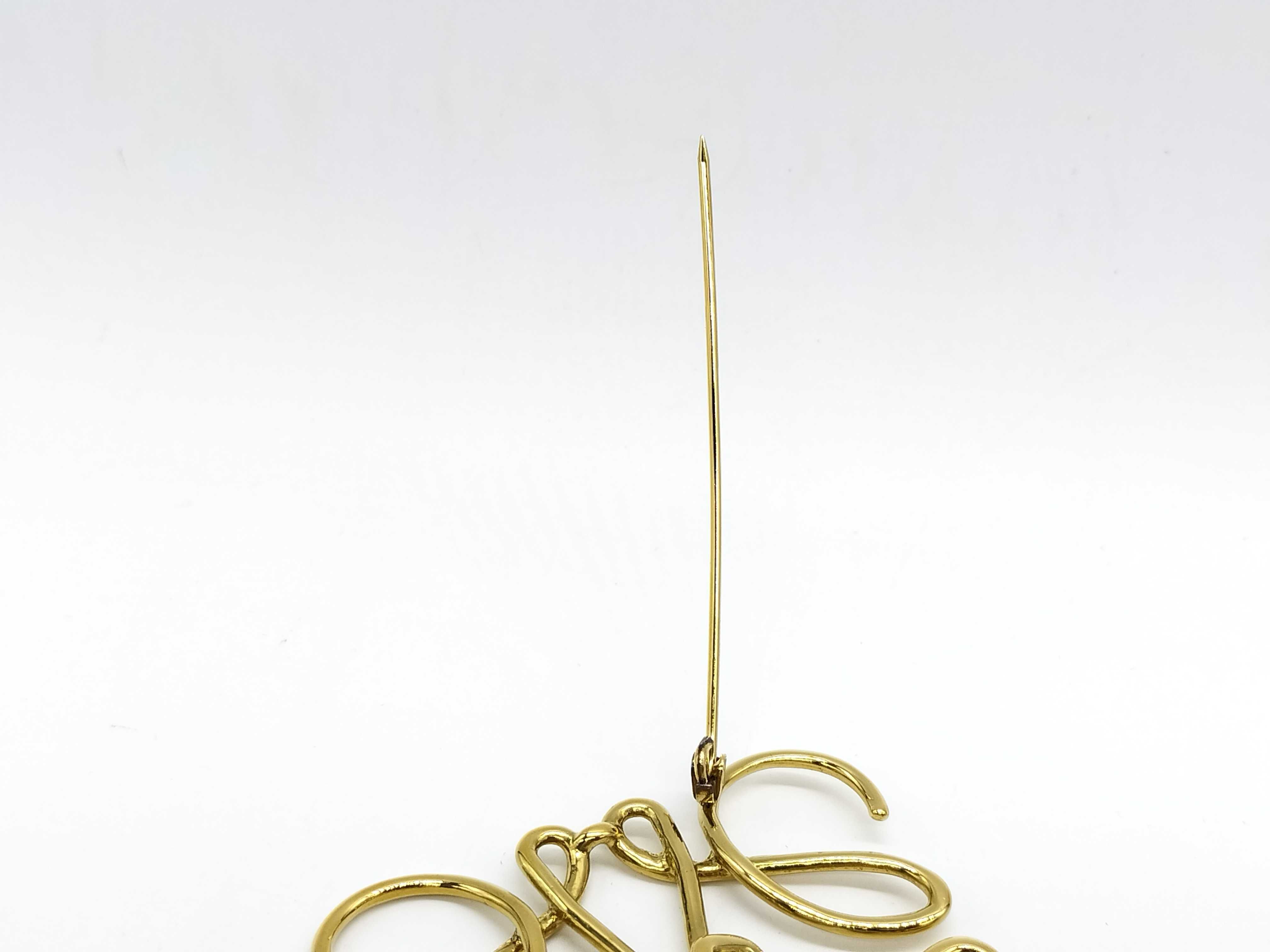 Anagram Brooch — view 5
