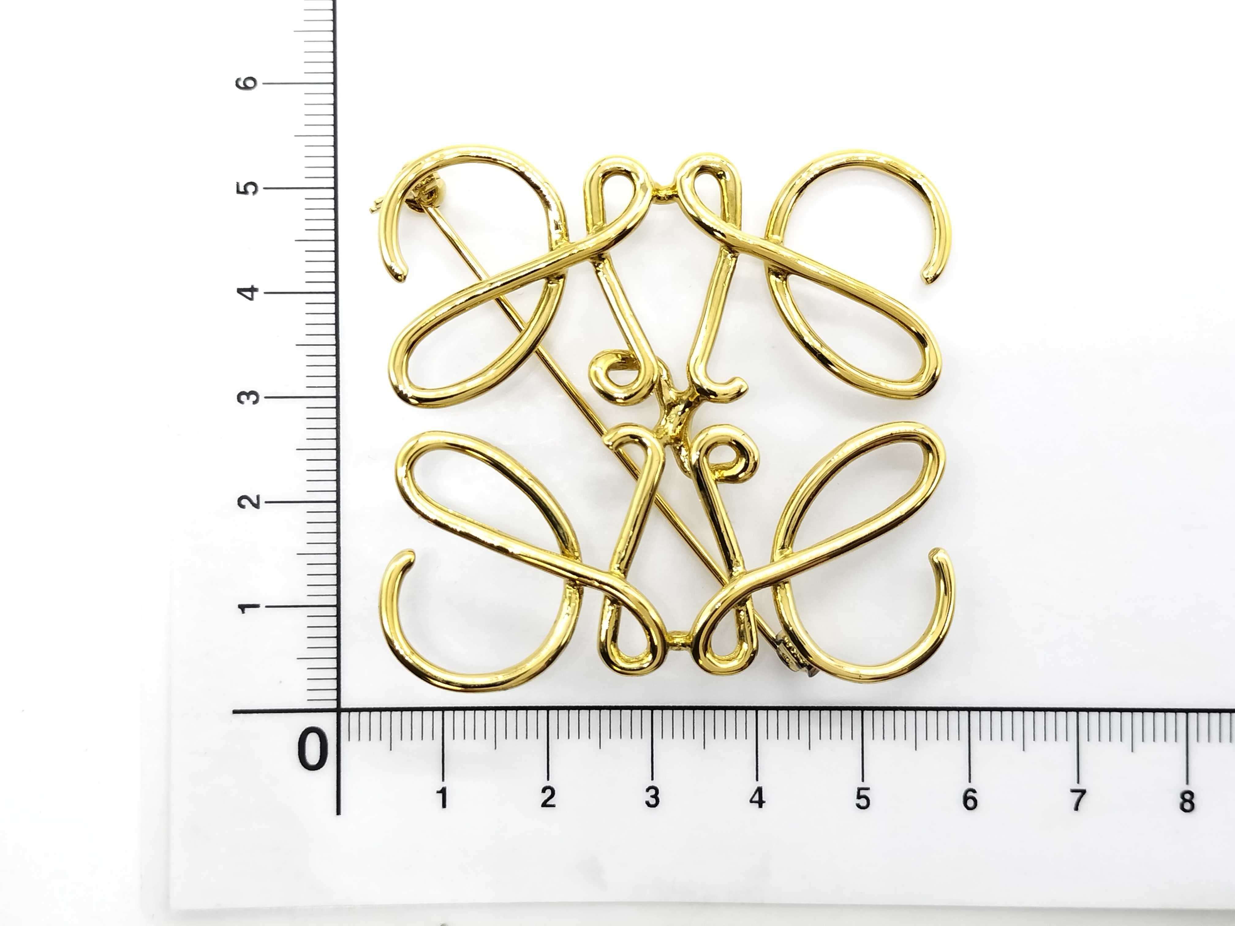 Anagram Brooch — view 6