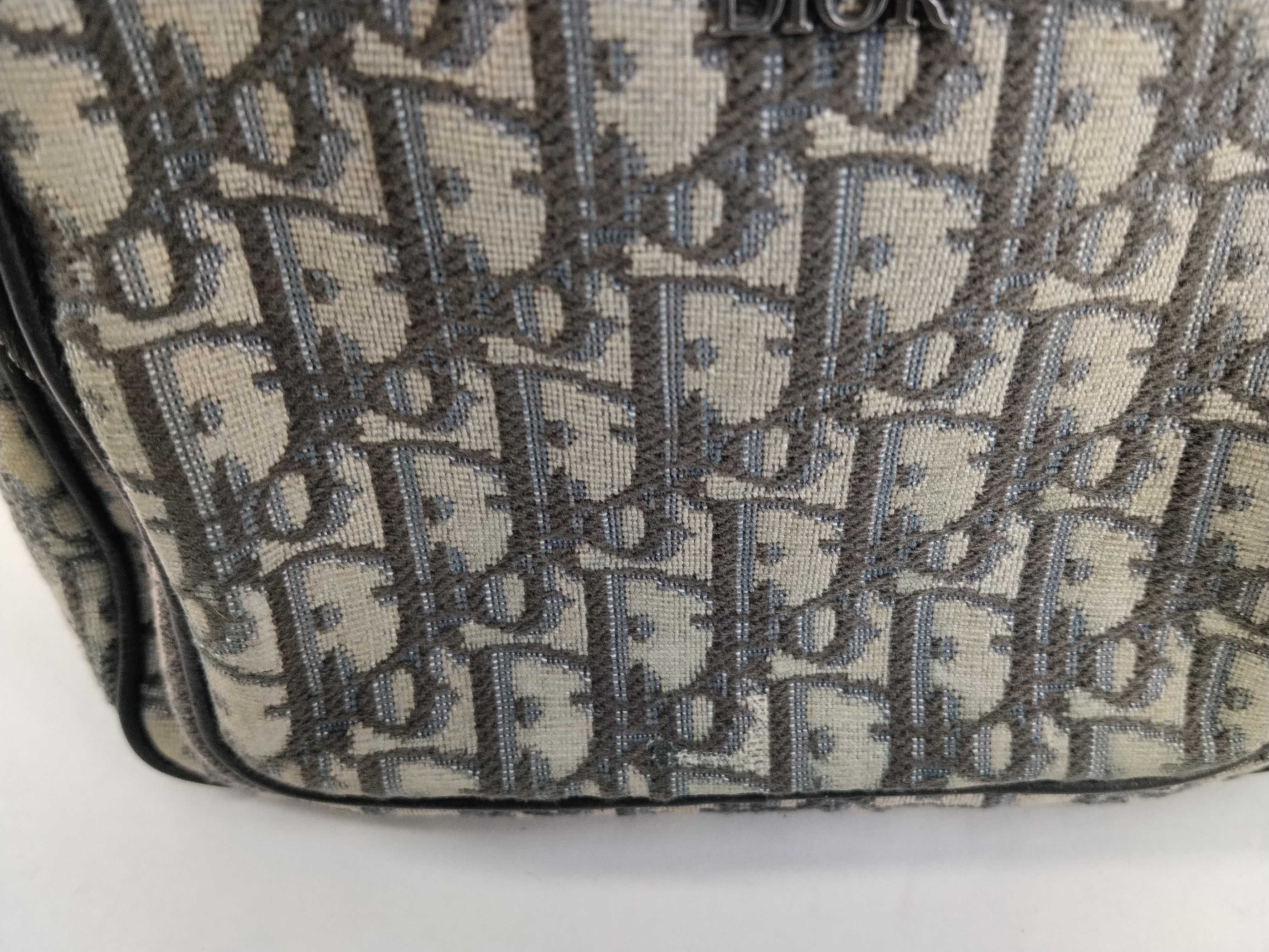 Trotter Oblique Canvas Leather Body Bag Shoulder Bag — view 15