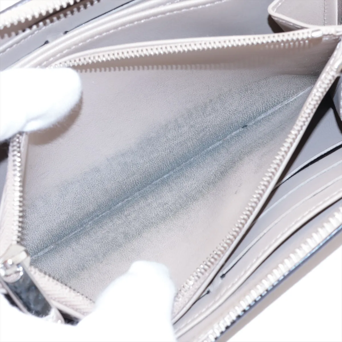 Mahina Zippy Wallet M69821 (Serial number unknown), Galet Round Zip Wallet — view 10