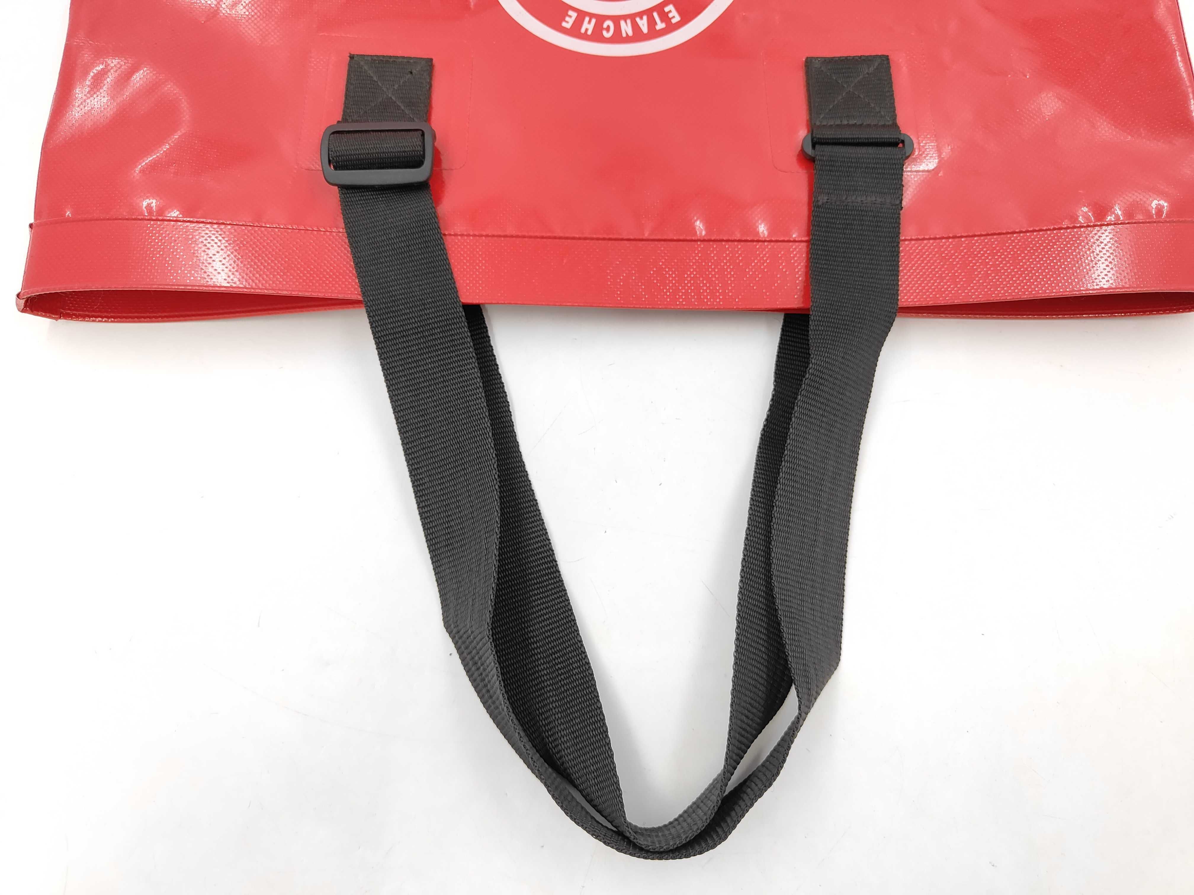 waterproof vinyl Coco Mark ETANCHE shoulder bag, red tote bag — view 5