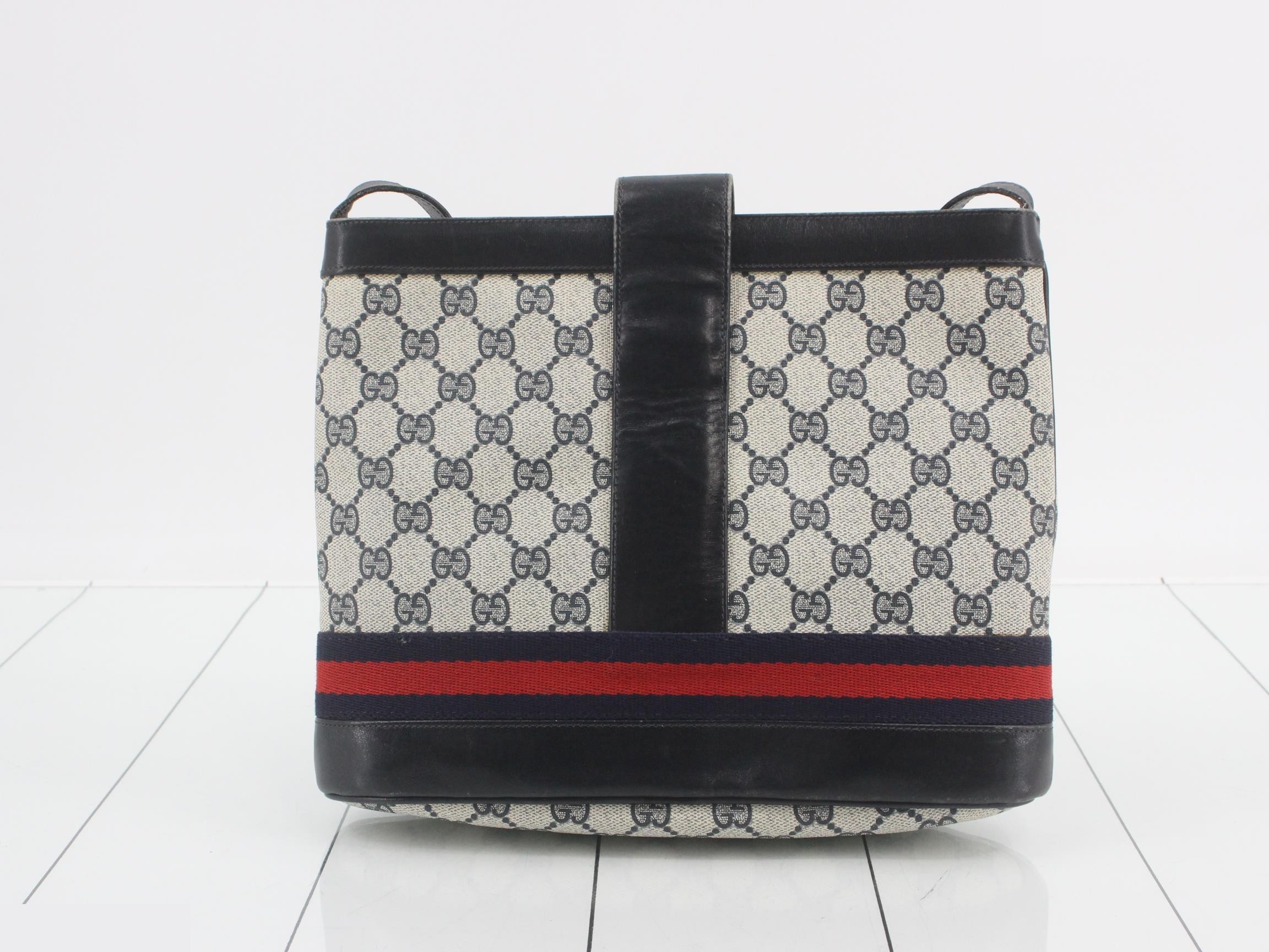 Vintage Gucci shoulder bag — view 2
