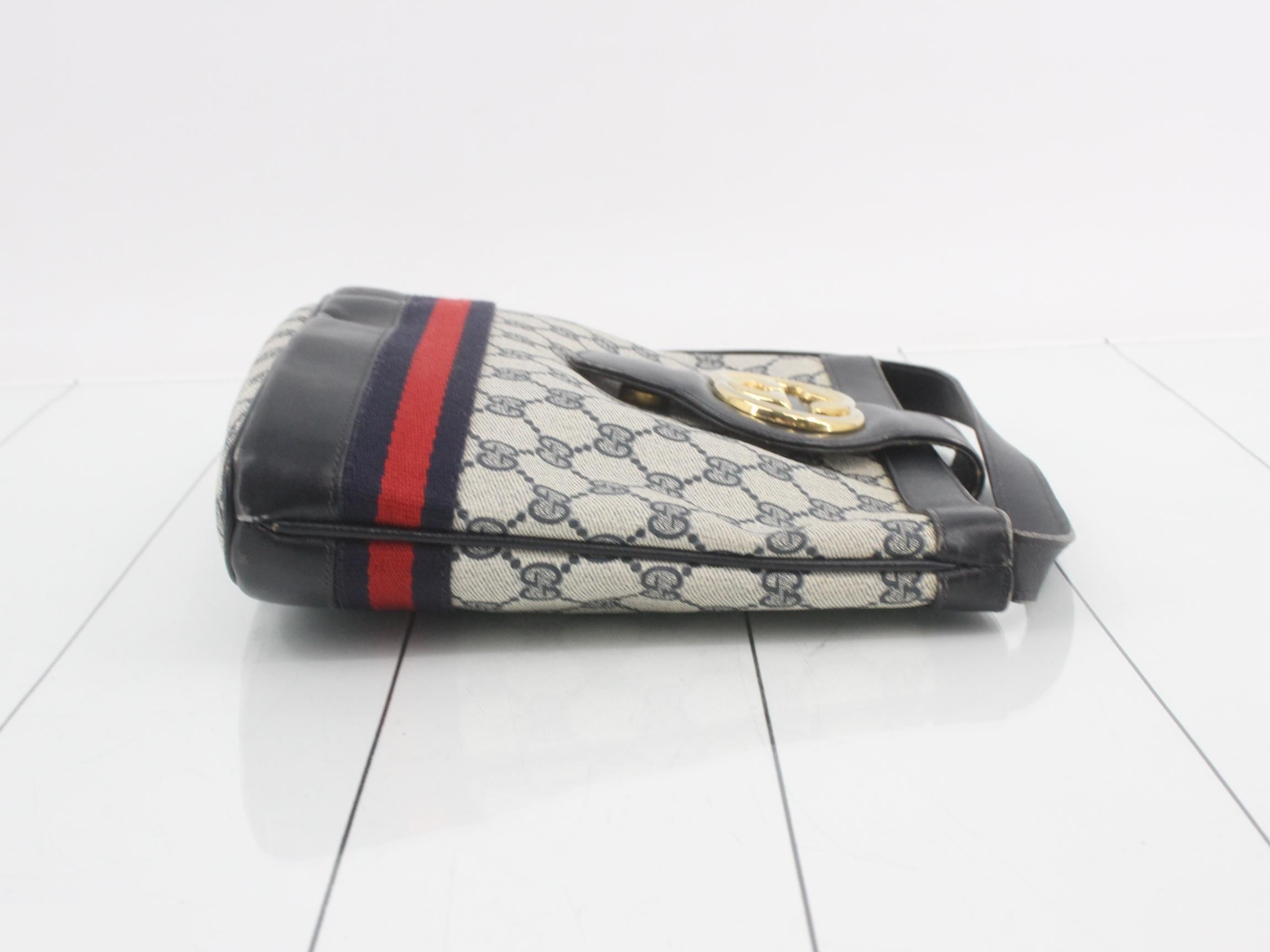 Vintage Gucci shoulder bag — view 3