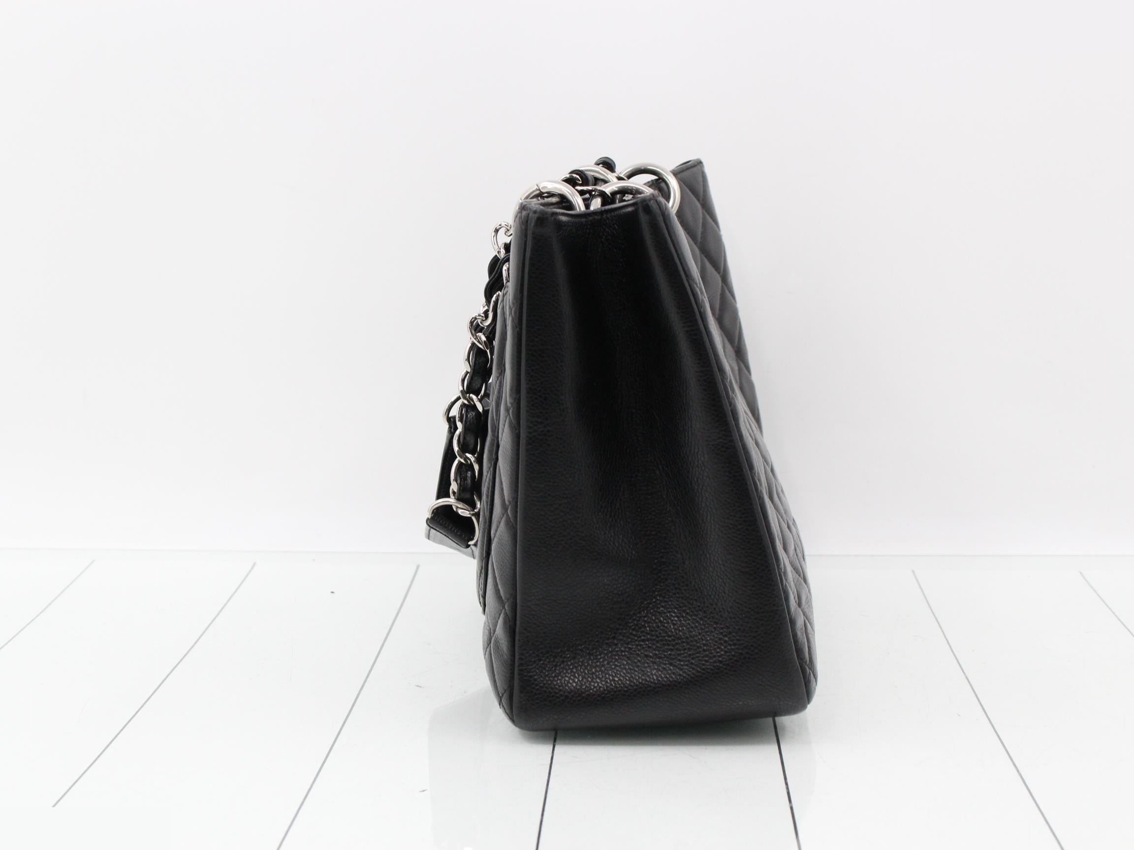 Caviar skin chain handbag — view 4