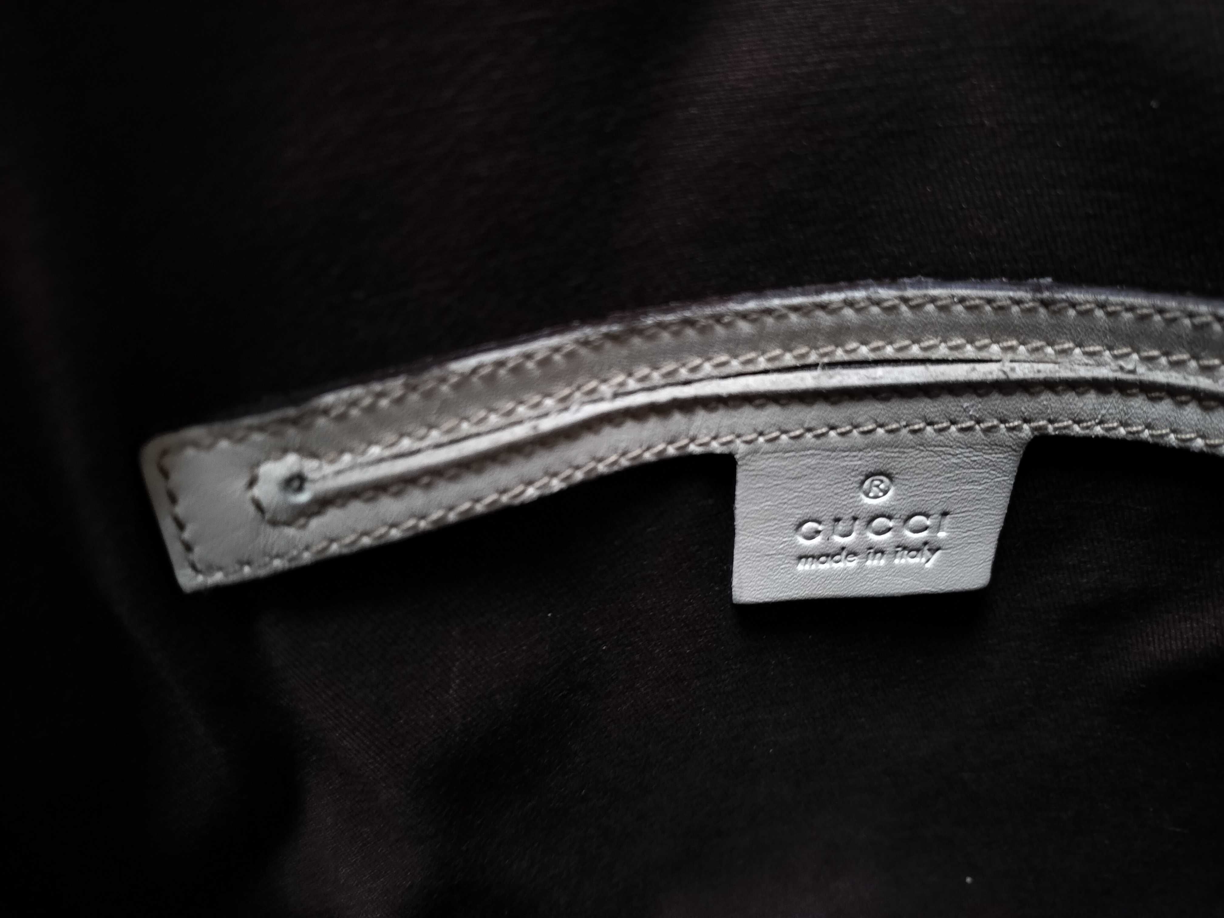 GG Supreme Messenger Bag Shoulder Bag — view 12