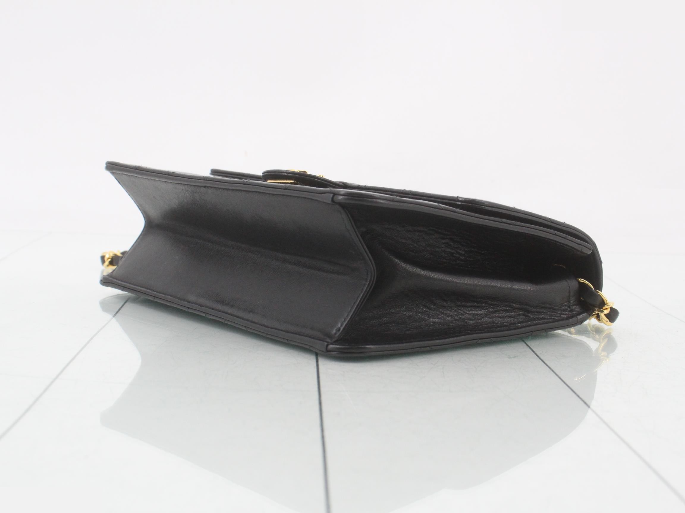 Matelassé 22 Lambskin Chain Shoulder Bag, with original seal, serial number 4. — view 6