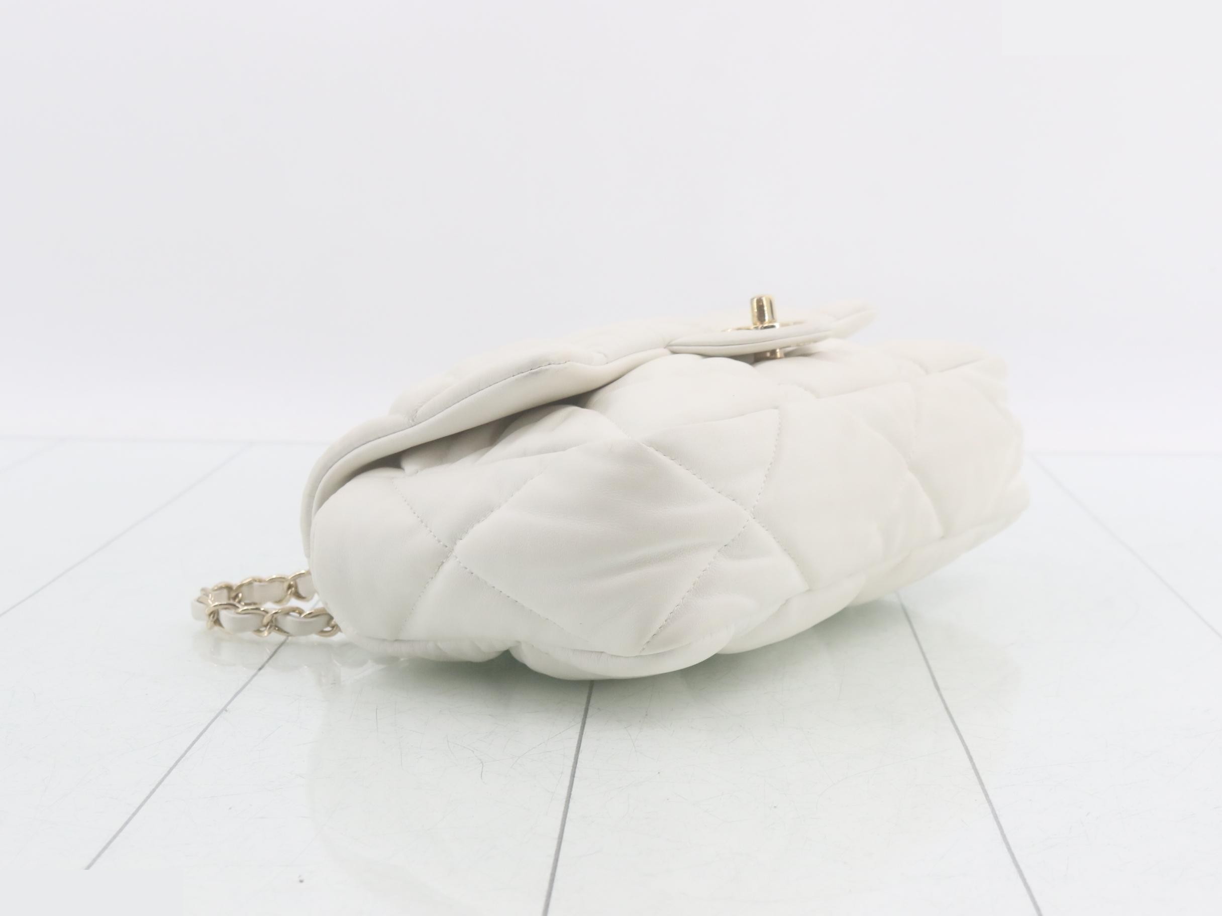 Coco Mark Turnlock Chain Shoulder Bag, White — view 5