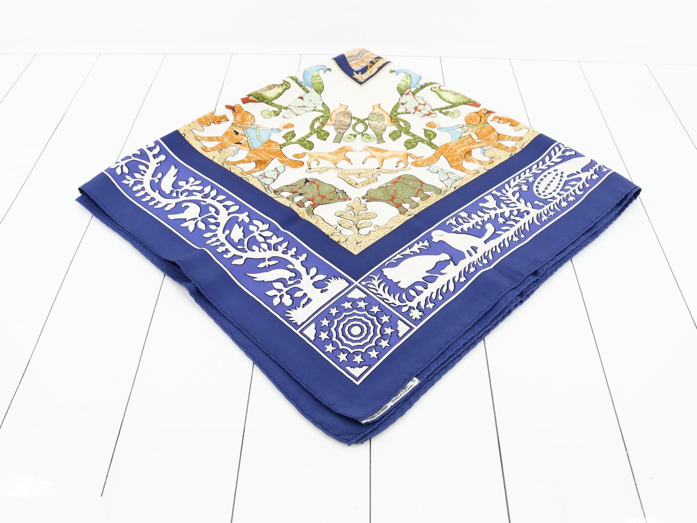 Old-fashioned American style, Carre 90 silk scarf, with tag. — view 2