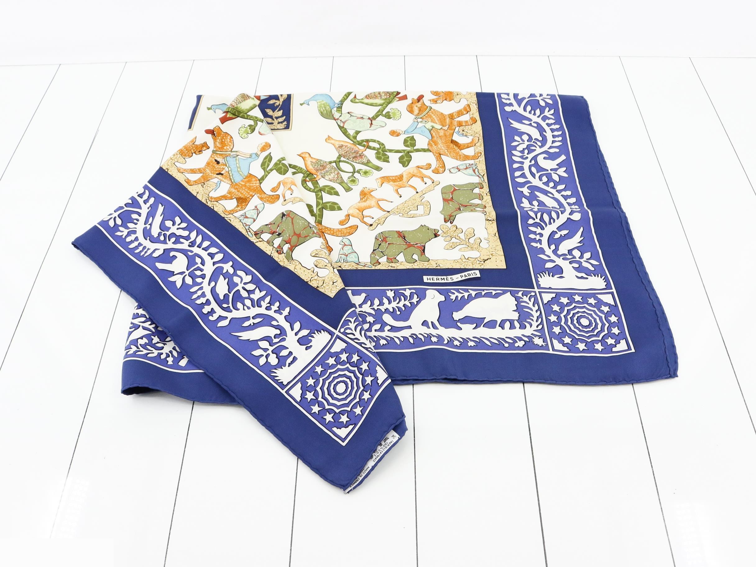 Old-fashioned American style, Carre 90 silk scarf, with tag. — view 3