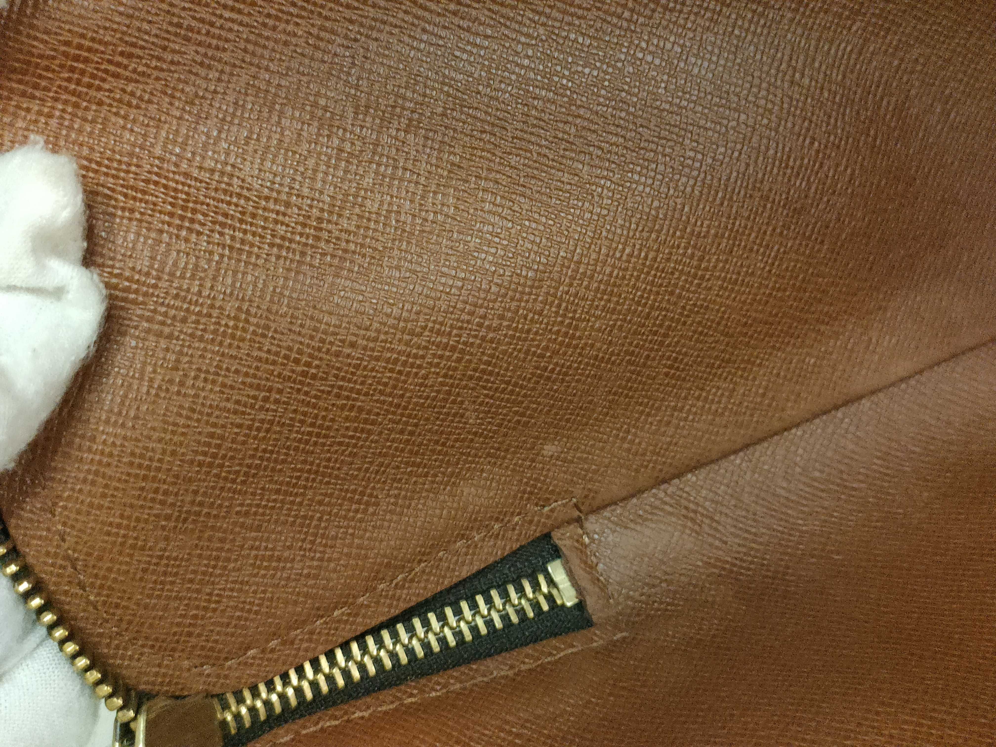 Monogram Louis Vuitton Monogram Pochette Document TH1927 Clutch Bag — view 14