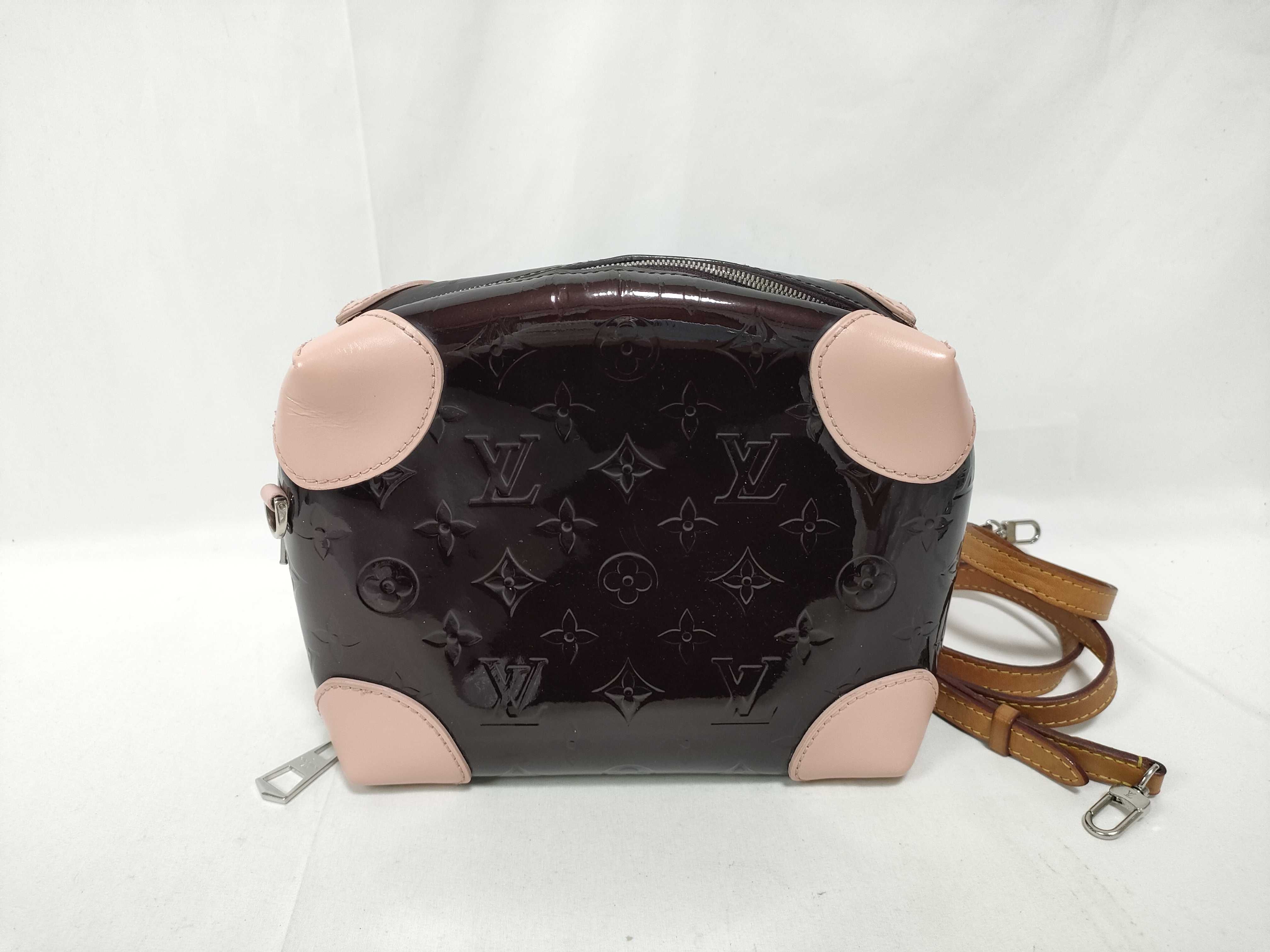 Vernis Louis Vuitton enamel shoulder bag