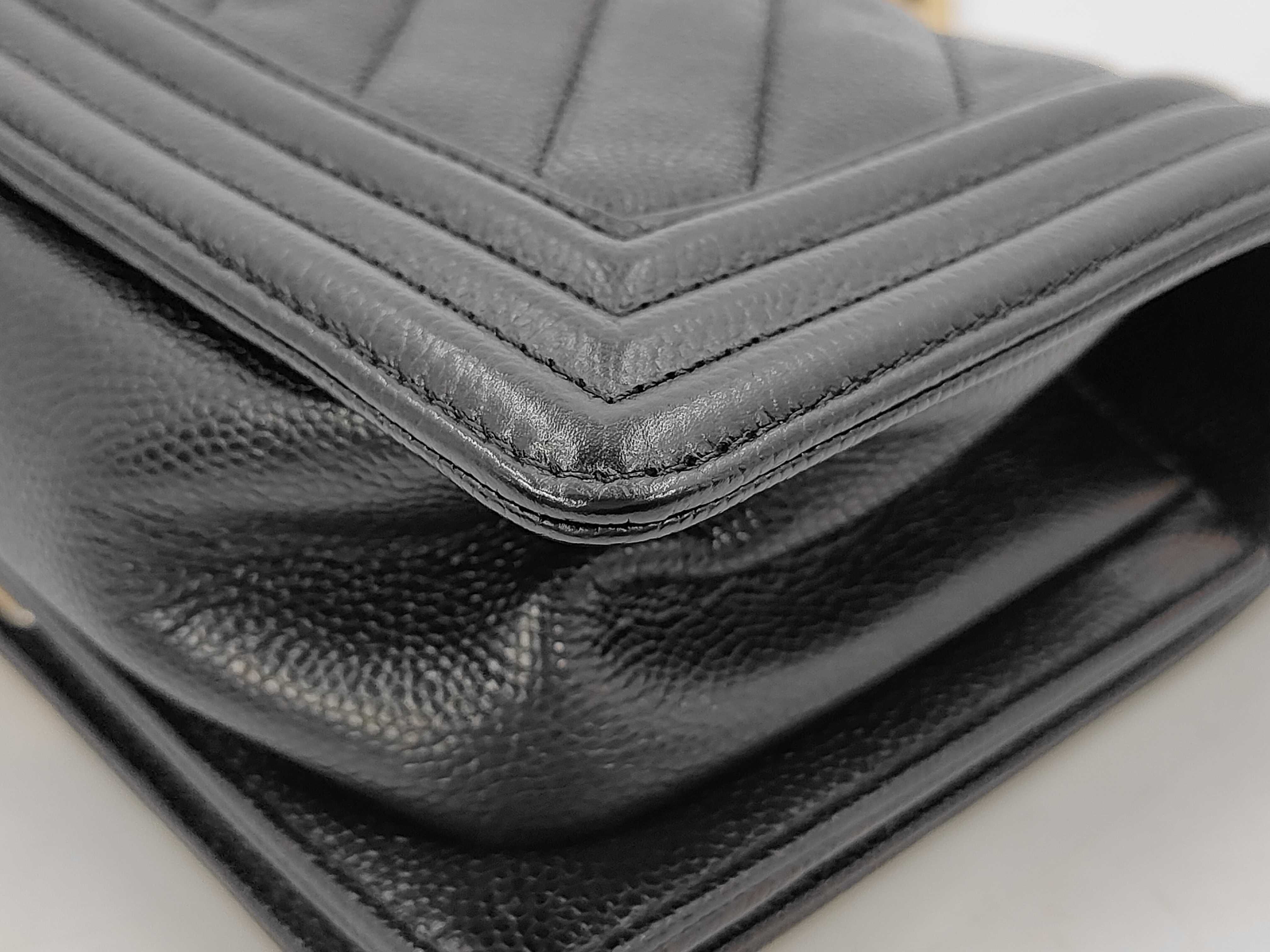 Chevron V-Stitch Boy Chanel Shoulder Bag — view 3