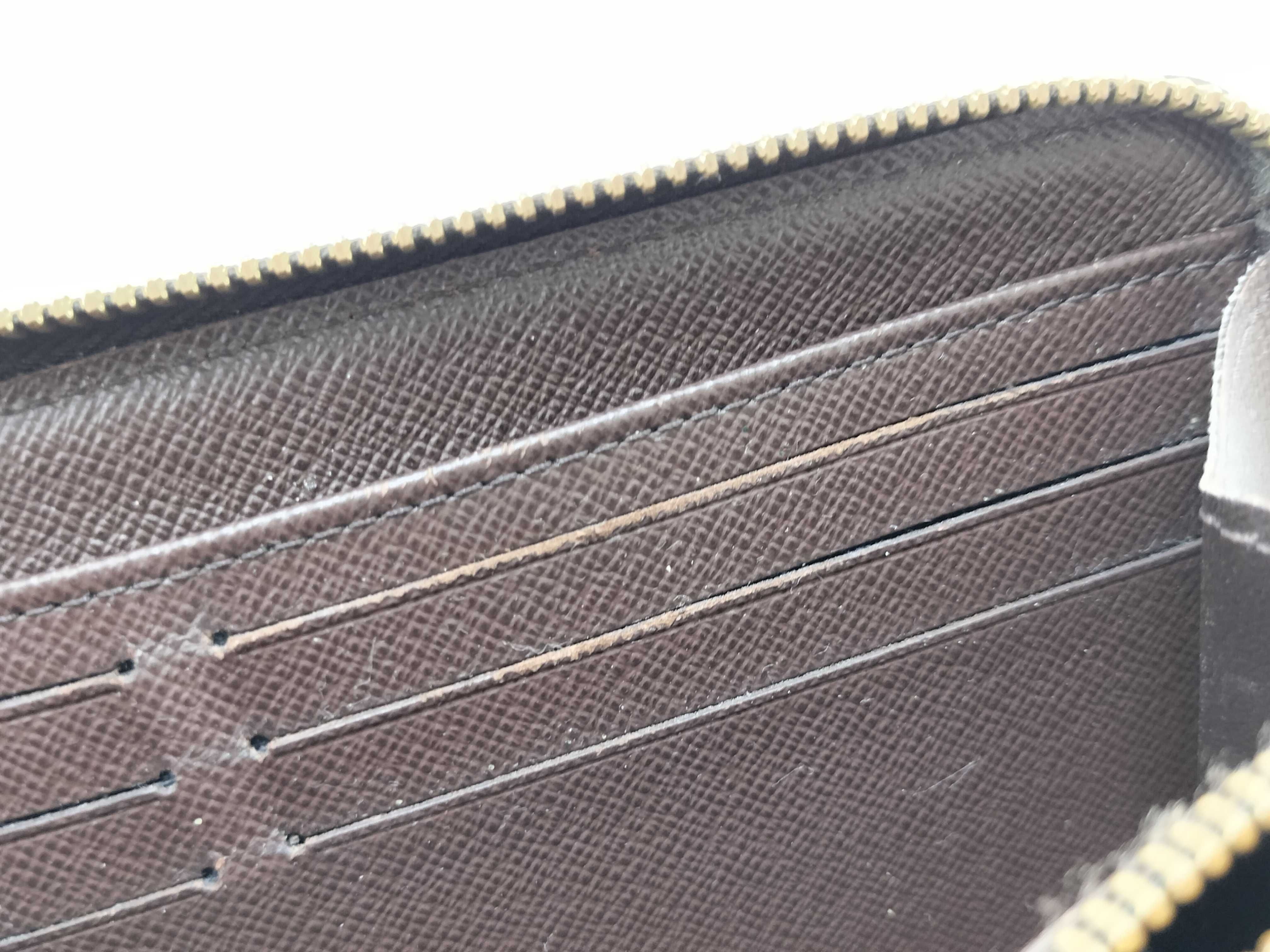 Damier Zippy Wallet N60015 — view 13