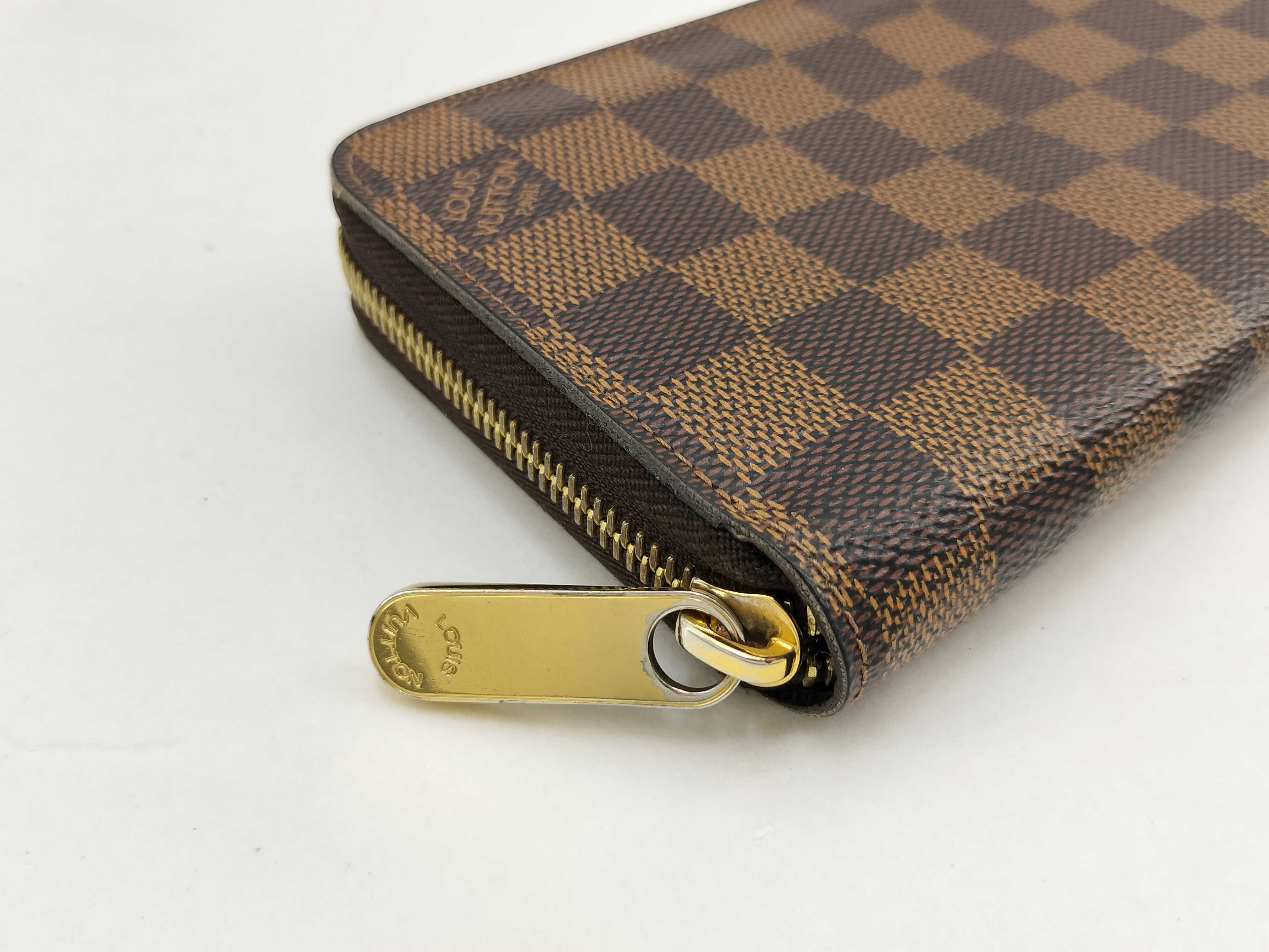 Damier Zippy Wallet N60015 — view 6