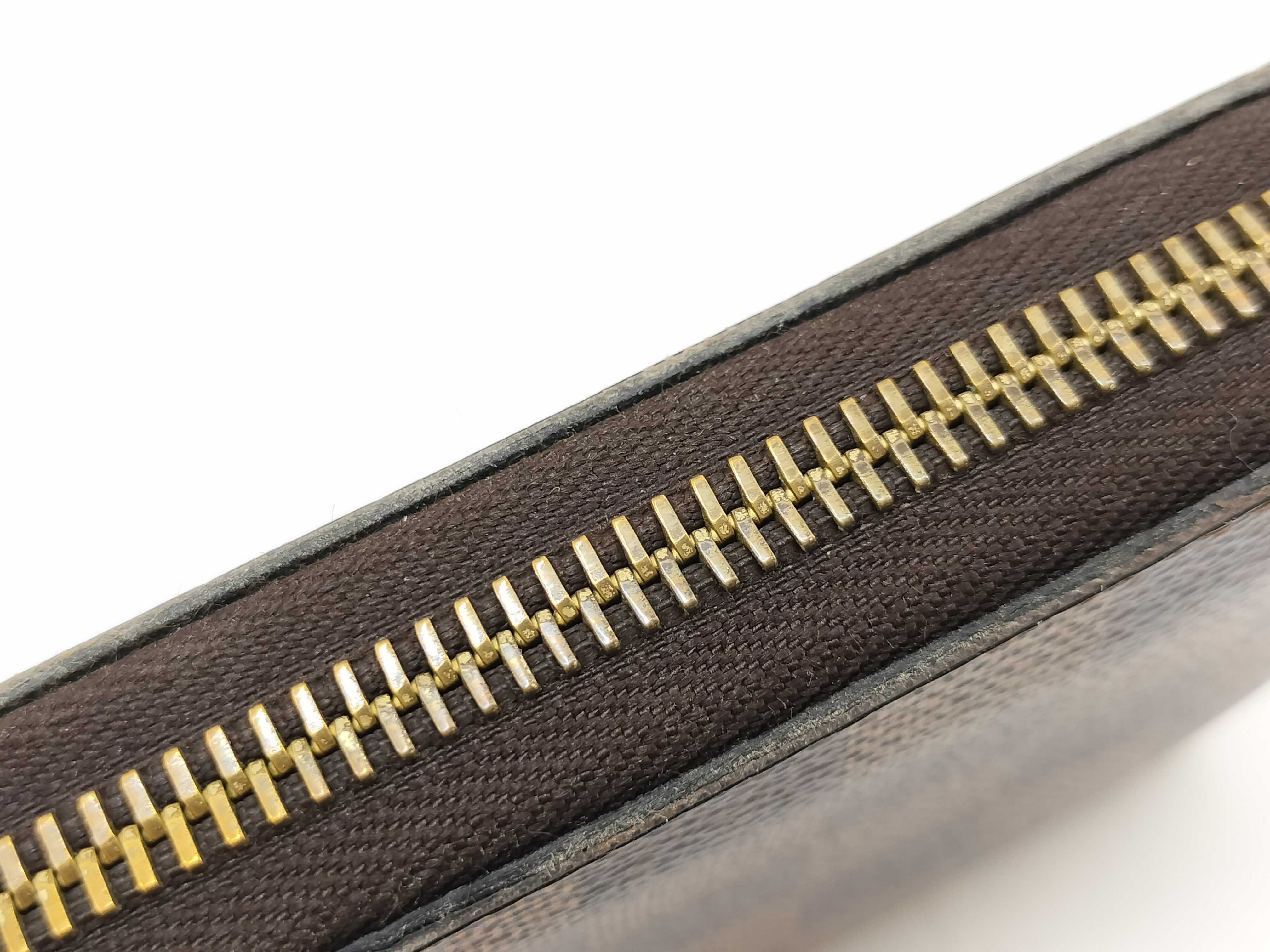 Damier Zippy Wallet N60015 — view 8