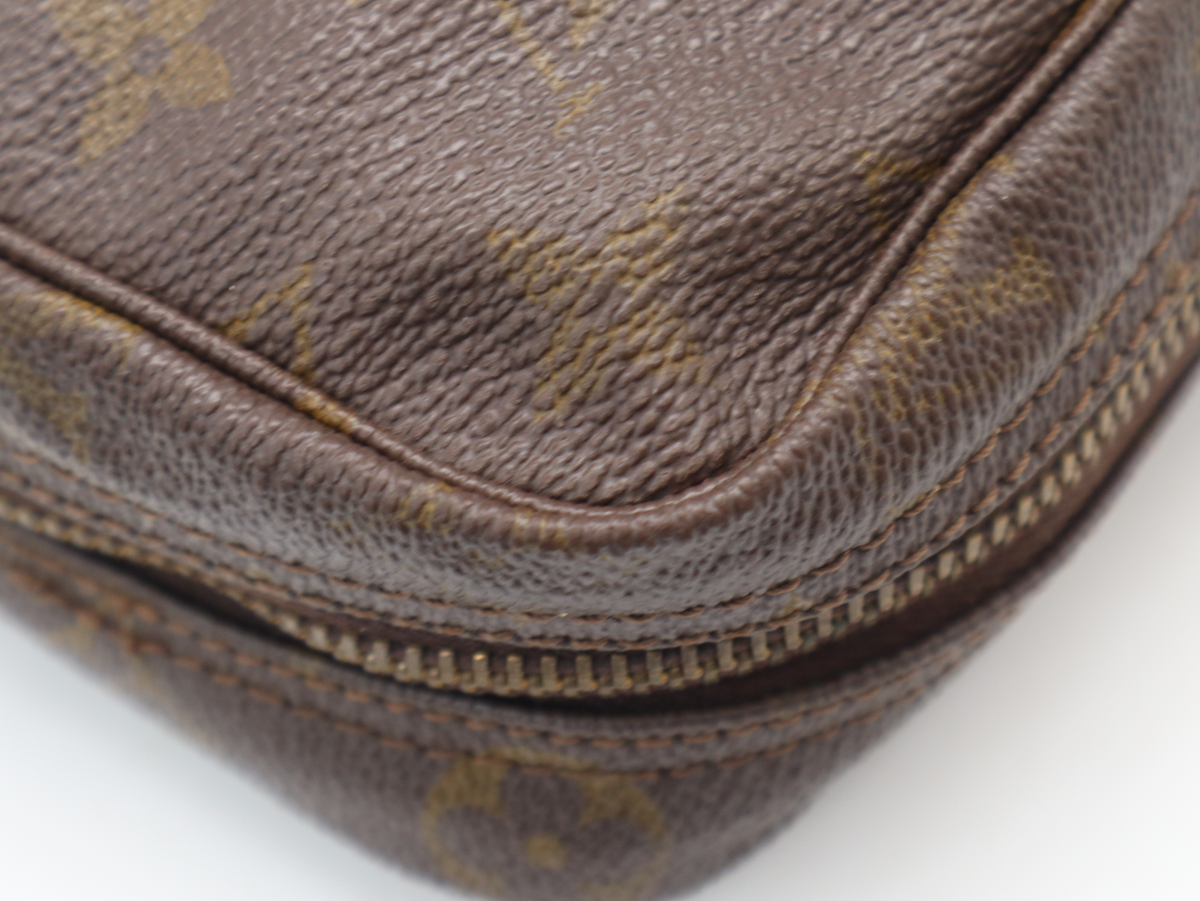 M47524 Monogram Trousse Toilette 23 Second Bag — view 6