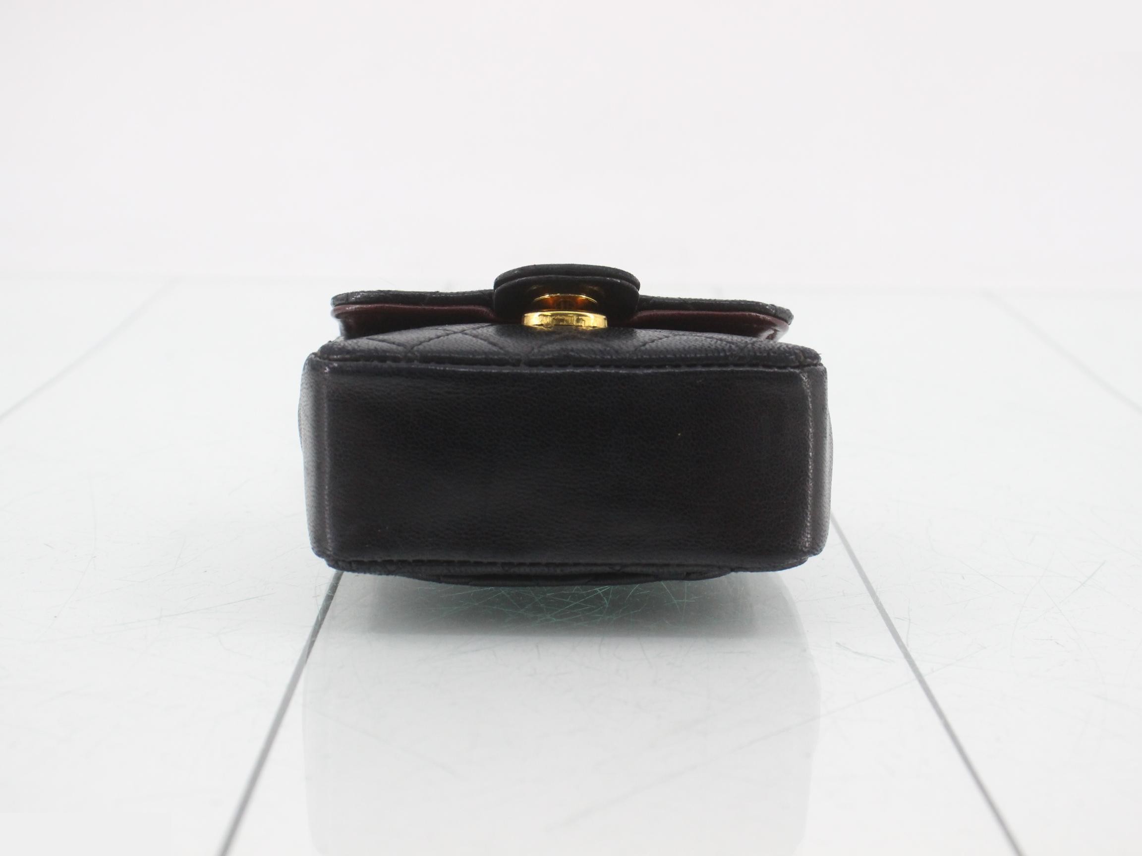 Mini Matelassé waist pouch with chain belt — view 3