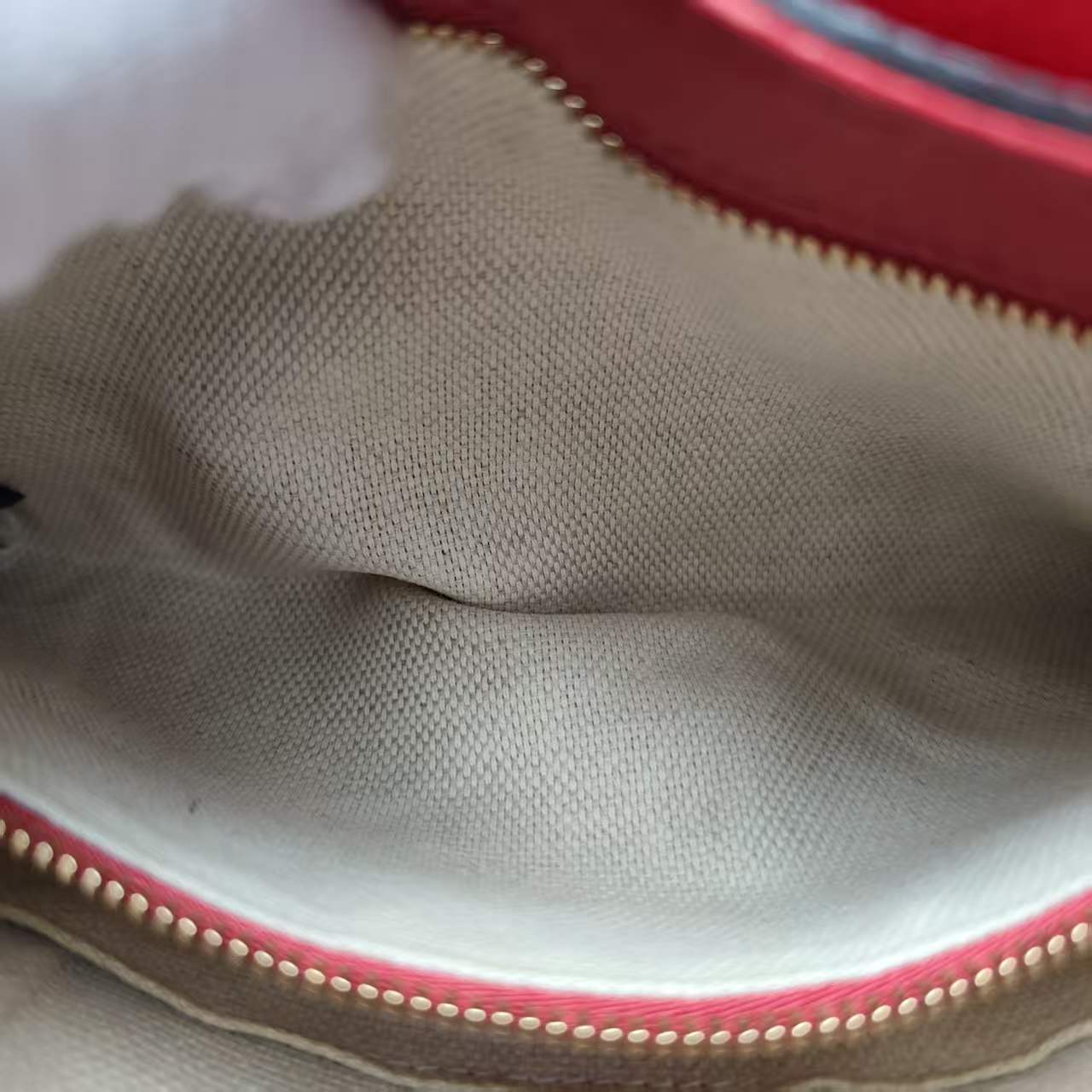 【*Shipped from China*】GUCCI Suliy Leather Shoulder Bag 536442 — view 8