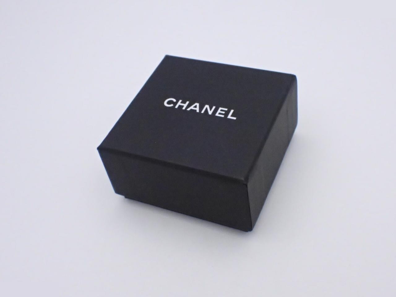 Coco Mark Rhinestone Square Earrings B17S — view 4