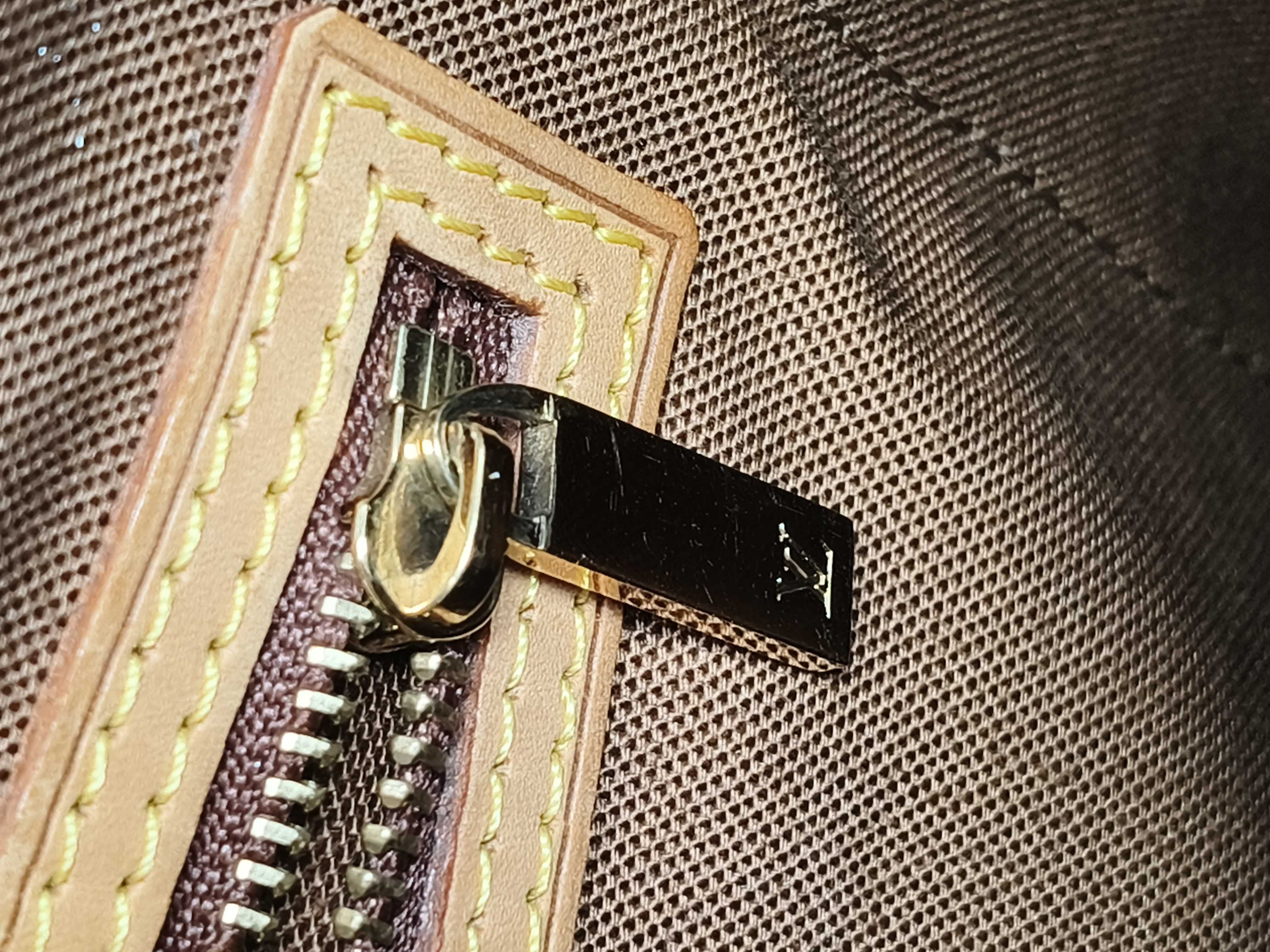 Monogram LV Monogram Vavin PM Handbag Tote Bag — view 13