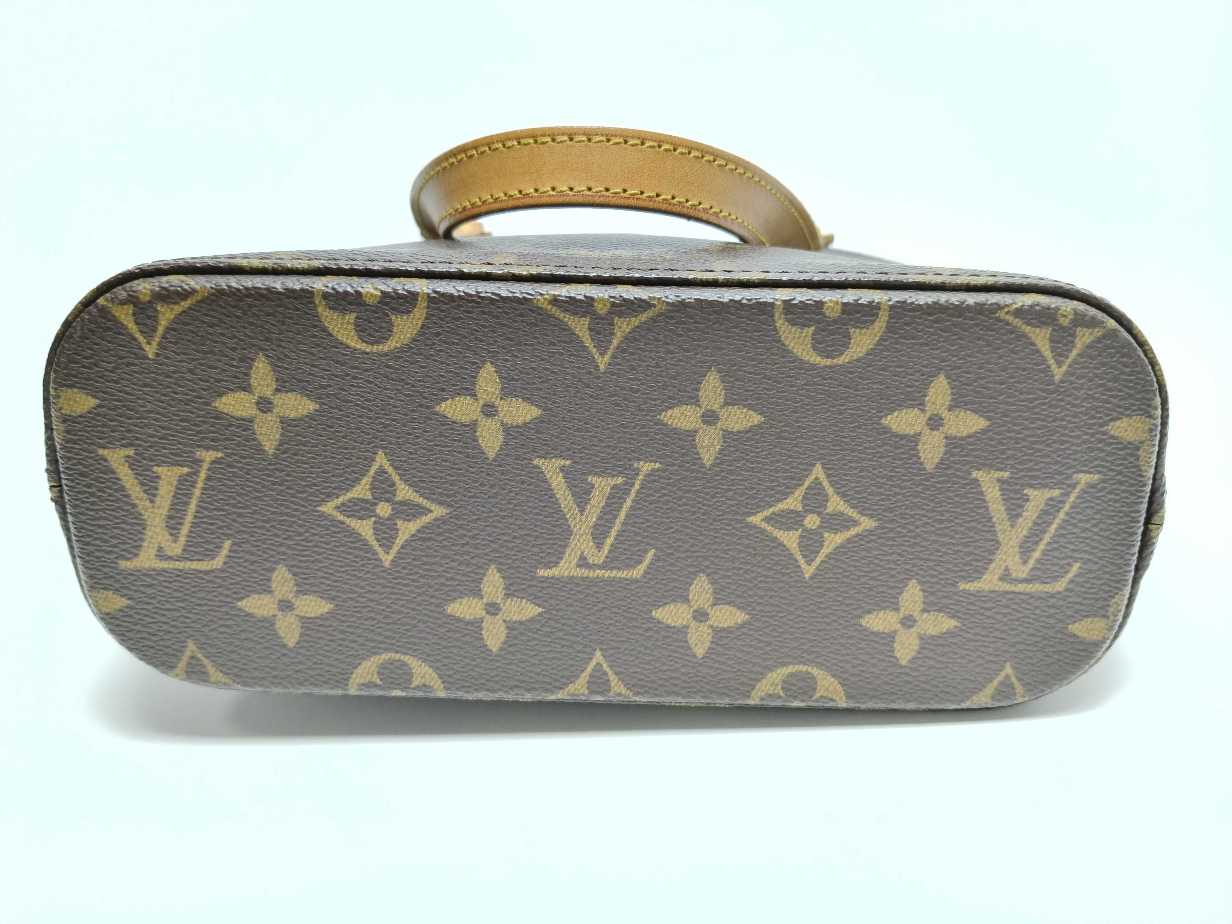 Monogram LV Monogram Vavin PM Handbag Tote Bag — view 7