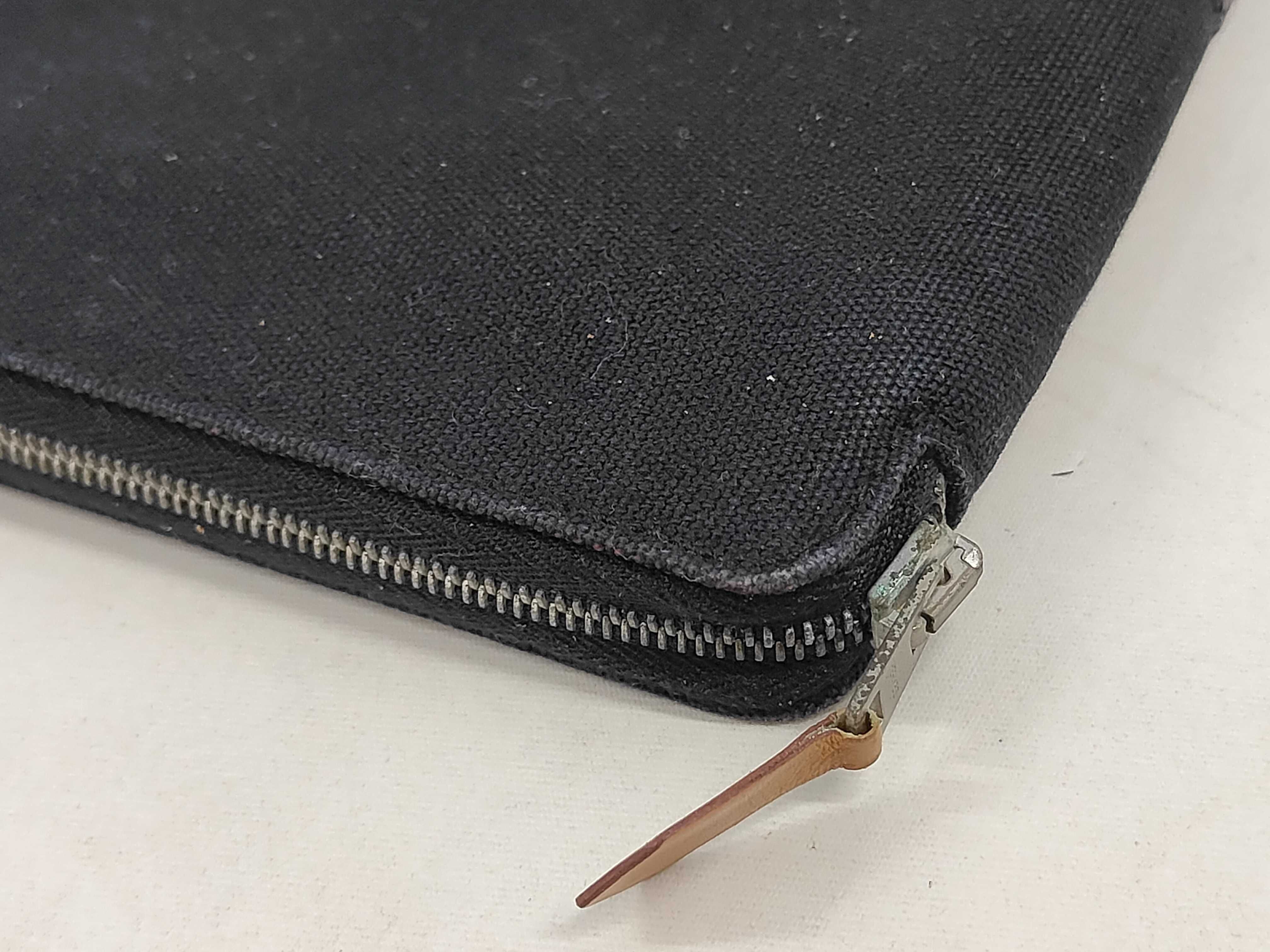 Fool toe purse PM round zipper long wallet — view 6