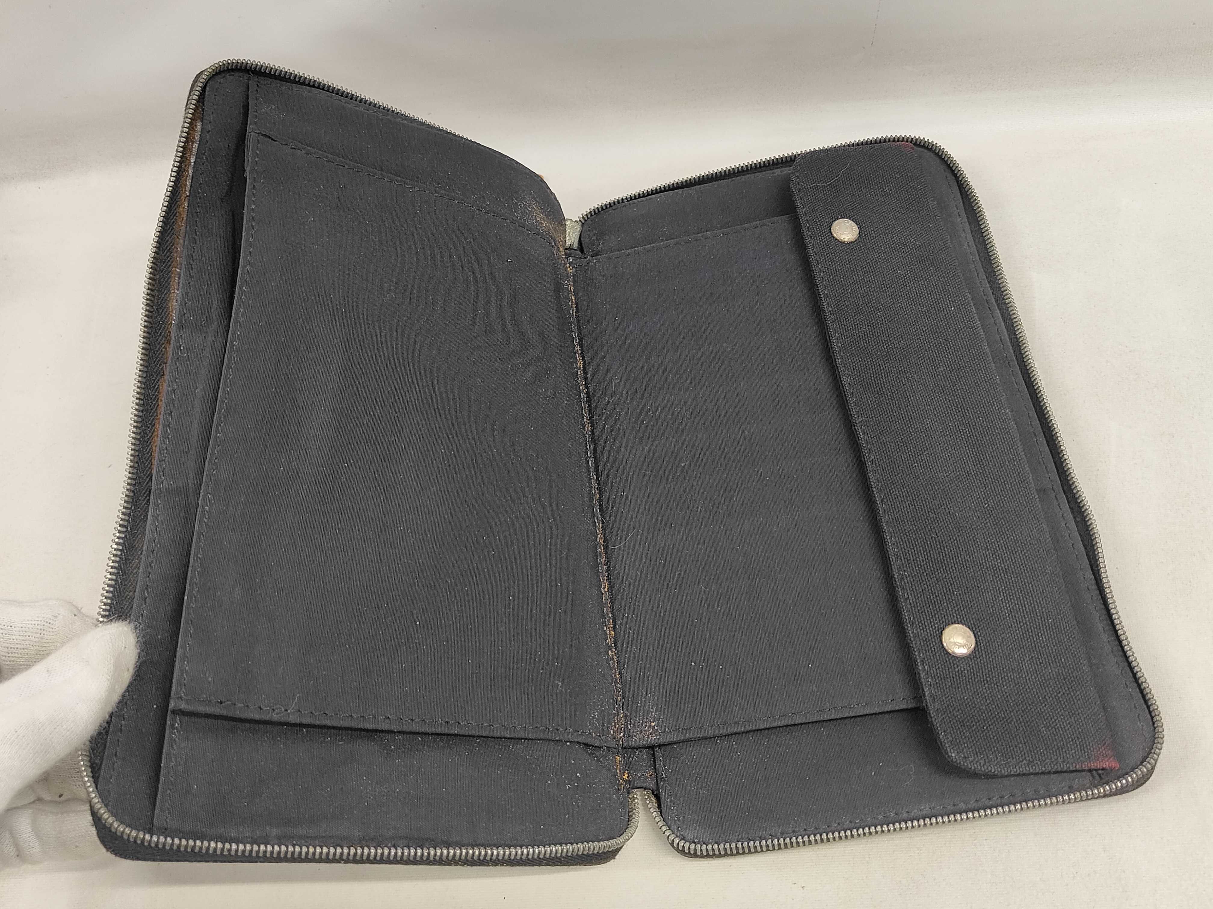 Fool toe purse PM round zipper long wallet — view 7